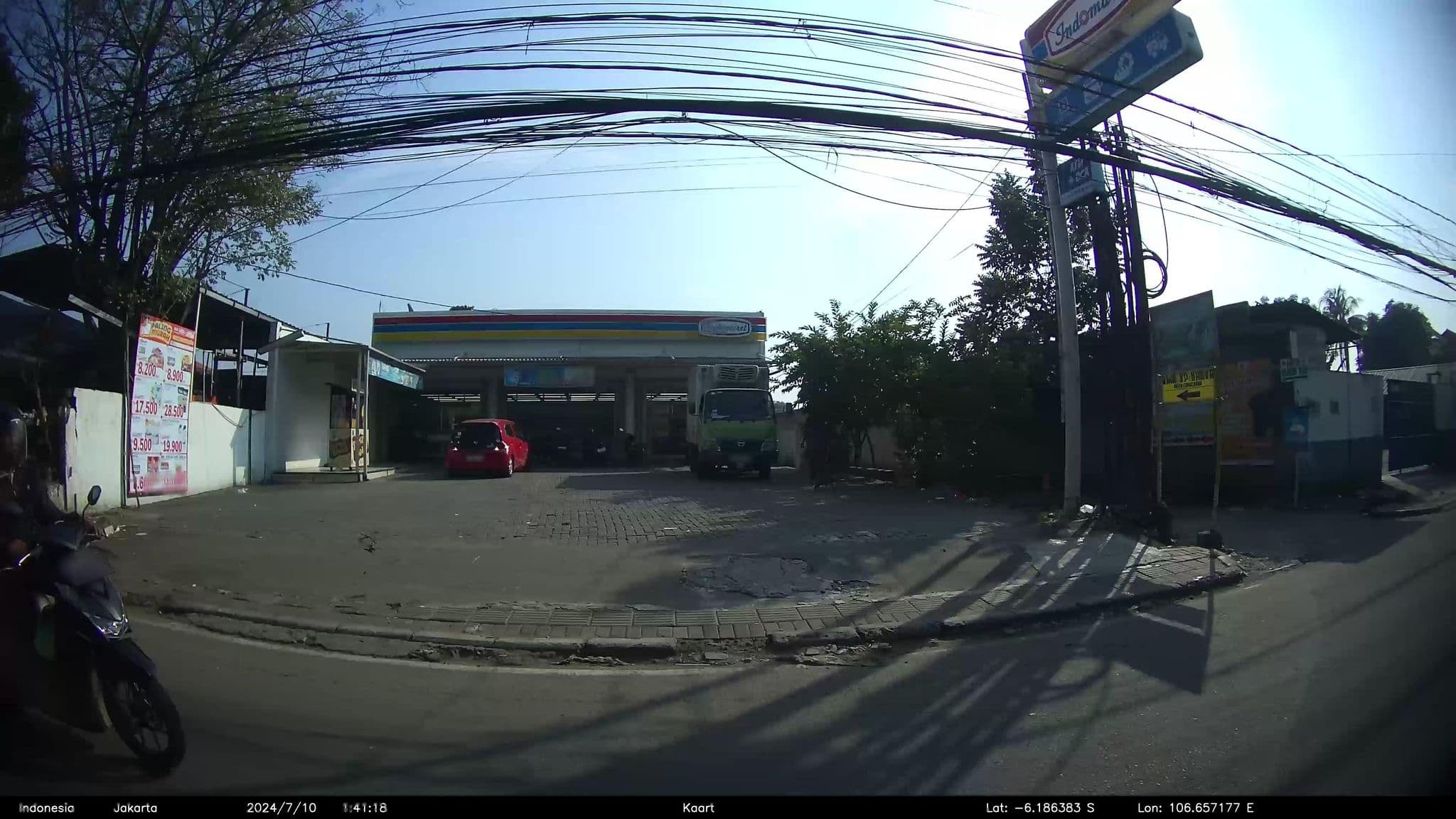 Street view near Narita Hotel Tangerang, Tangerang — © kaart_1 (CC BY-SA · Mapillary)