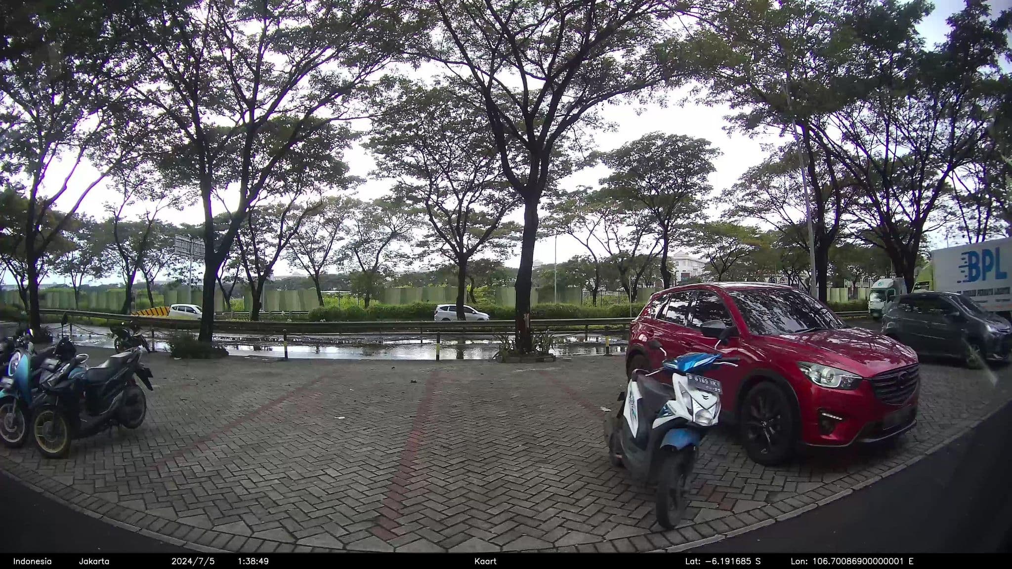 Street view near Hotel Cianjur, Cipanas, Ciputat — © kaartcam (CC BY-SA · Mapillary)