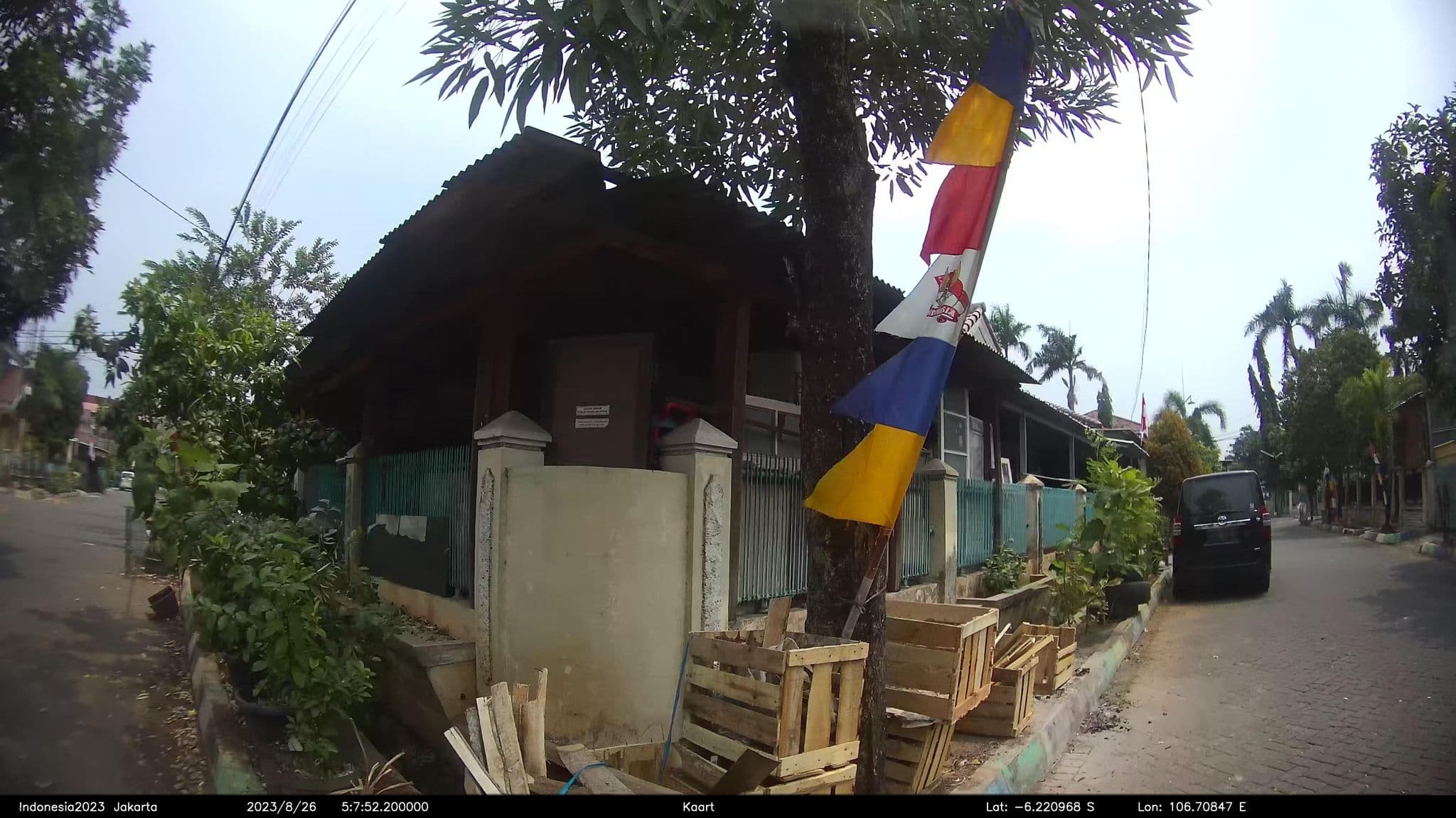 Street view near Ian's room, Ciputat — © kaart_2 (CC BY-SA · Mapillary)