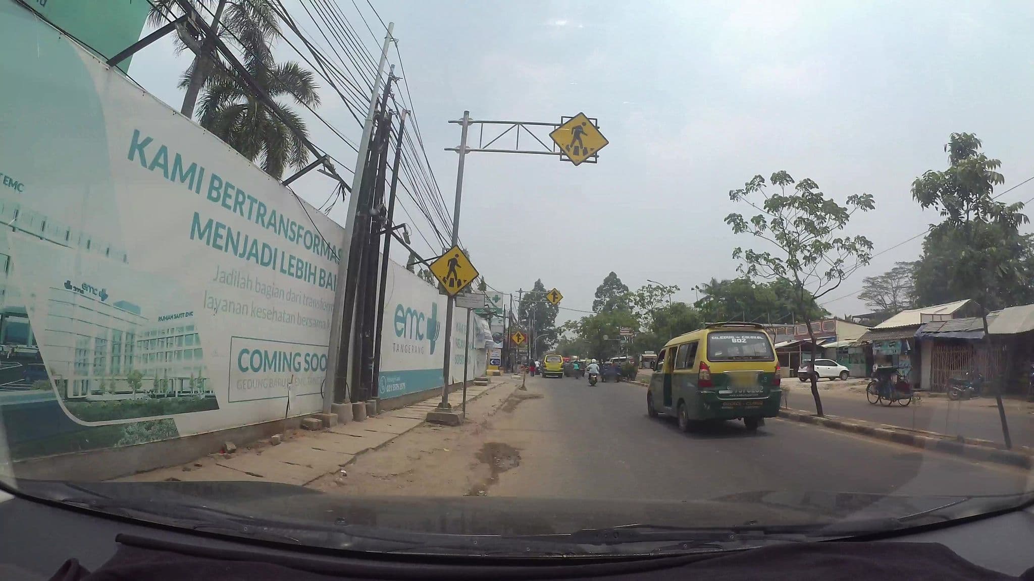 Street view near Patra Anyer Beach Resort, Tangerang — © kaart_3 (CC BY-SA · Mapillary)