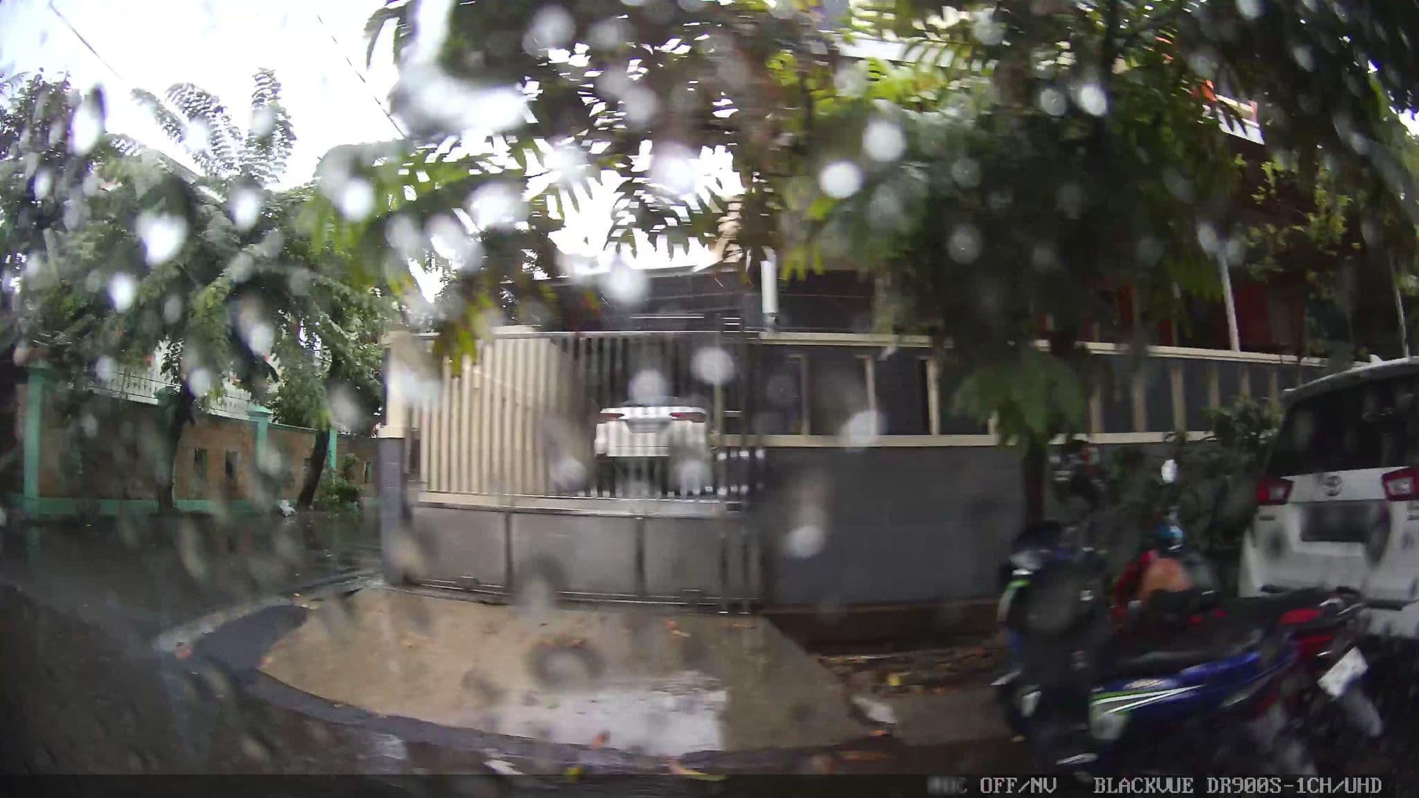 Street view near Block D, Tangerang — © kaart_3 (CC BY-SA · Mapillary)