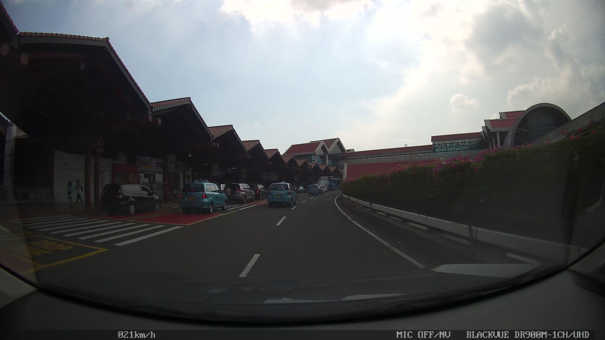 Street view near L'Nina Hotel, Teluknaga — © kaart_1 (CC BY-SA · Mapillary)