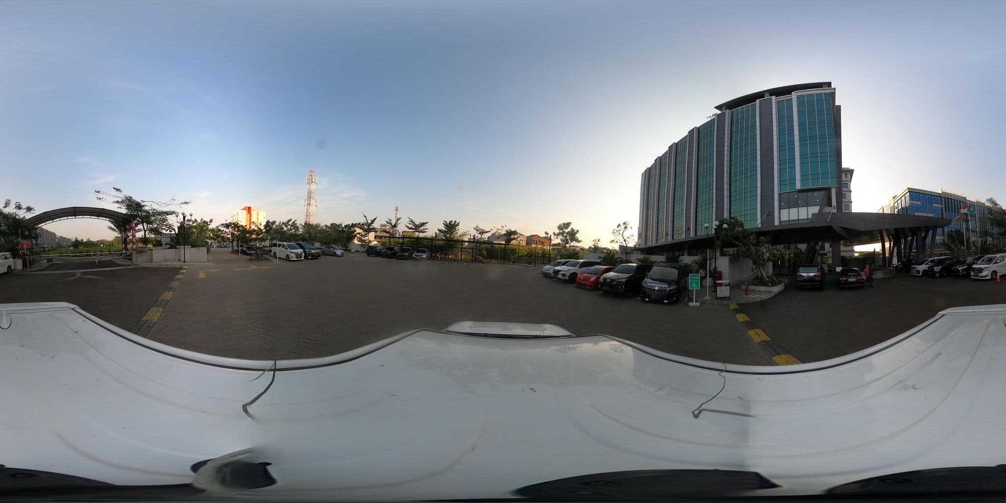 Street view near 101 Hotel Jakarta Airport Cbc, Teluknaga — © kaart5 (CC BY-SA · Mapillary)