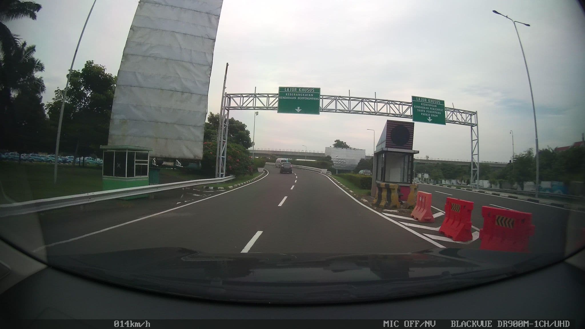 Street view near Tryp Berrini Sao Paulo Brazil, Teluknaga — © kaart_2 (CC BY-SA · Mapillary)