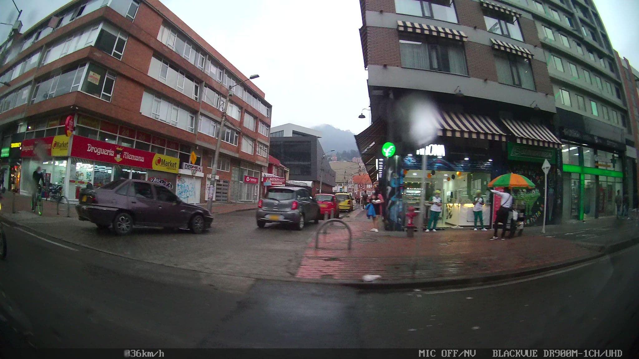 Street view near Hotel Living 55, Bogotá