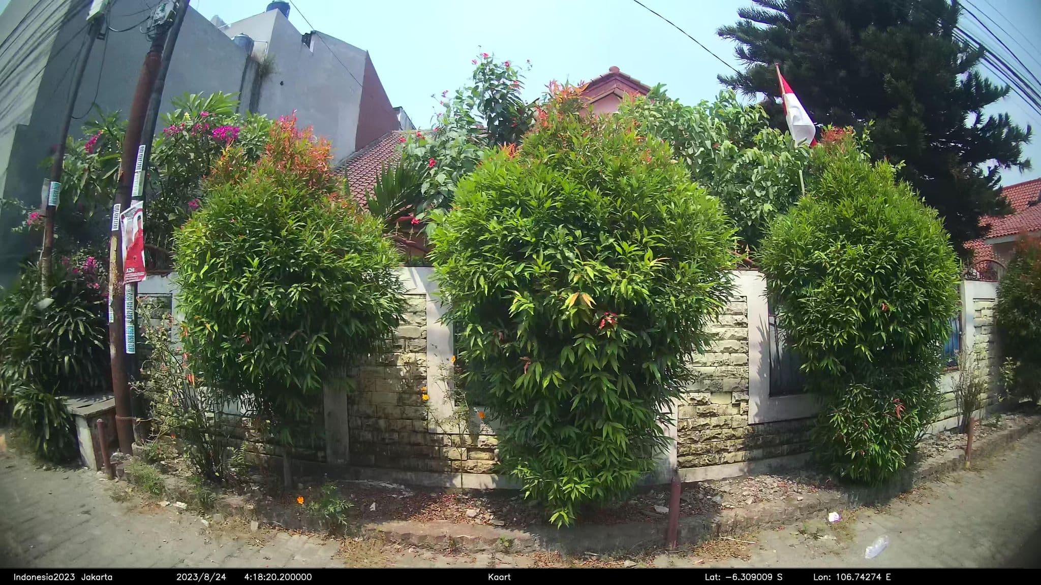Street view near Bikini Bottom, South Tangerang — © kaart_2 (CC BY-SA · Mapillary)