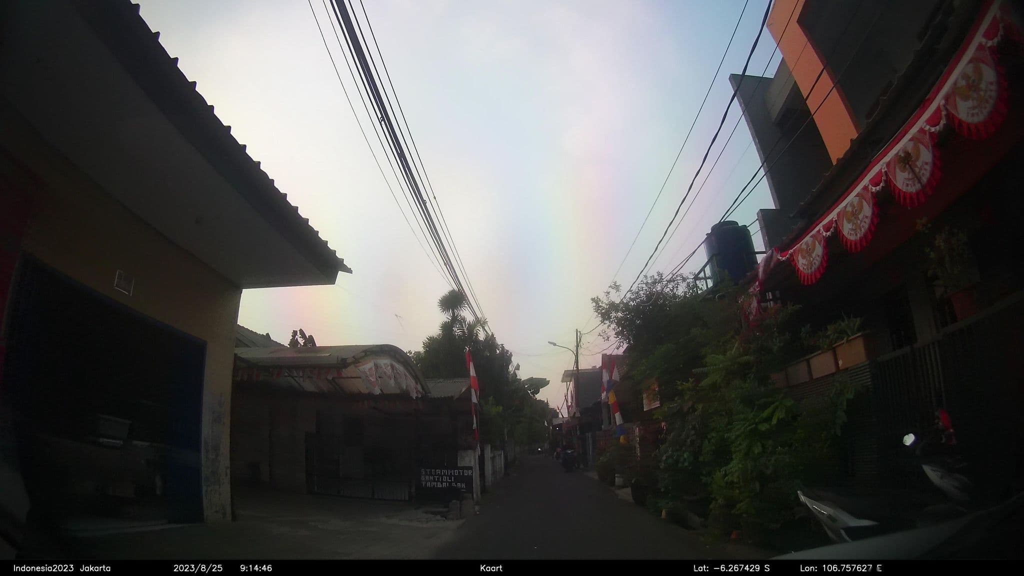 Street view near Ciput's Room, South Tangerang — © kaart_2 (CC BY-SA · Mapillary)