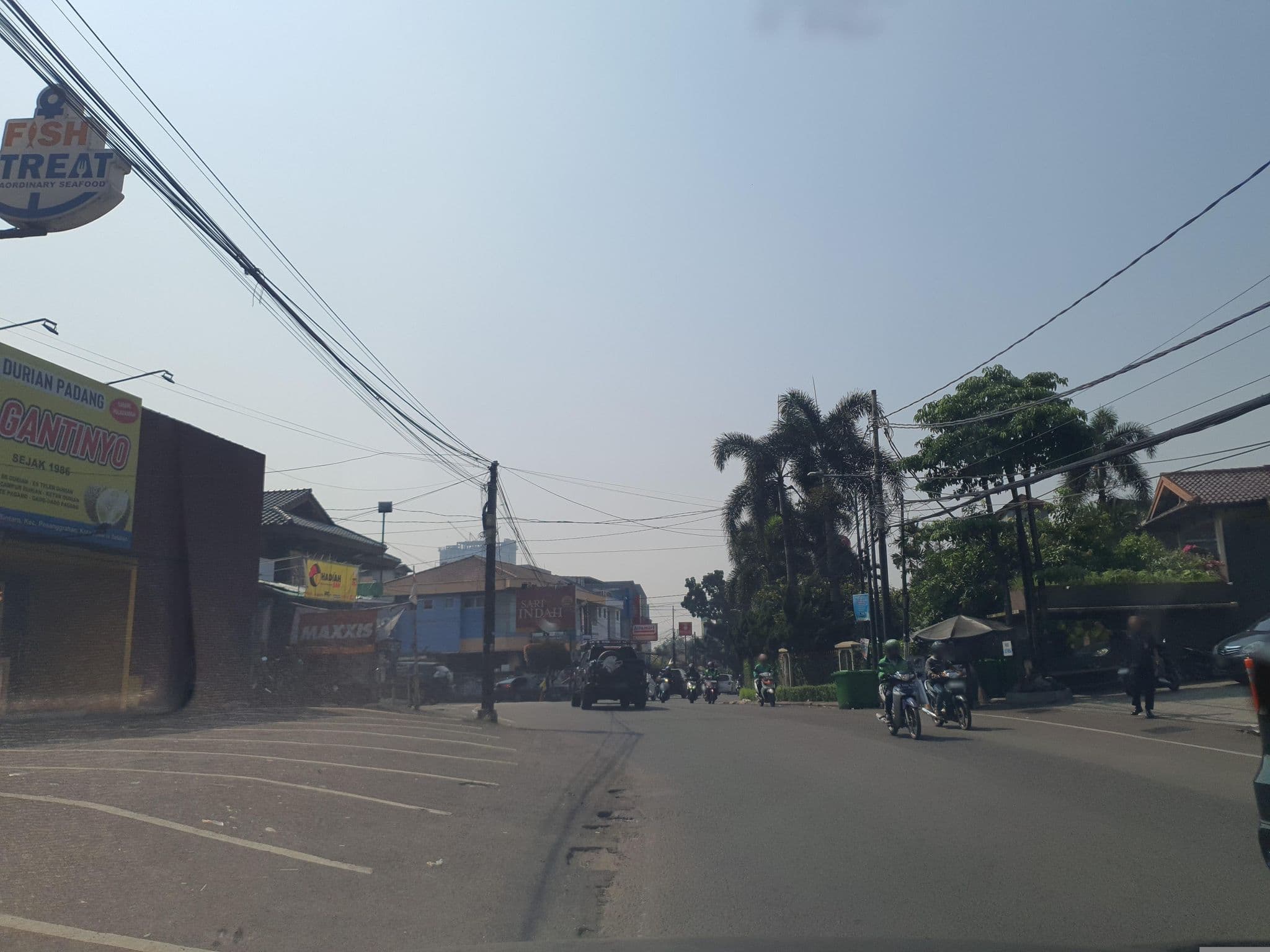 Street view near Wisma Bogor Indah Nirwana, South Tangerang — © FotoPeta (CC BY-SA · Mapillary)