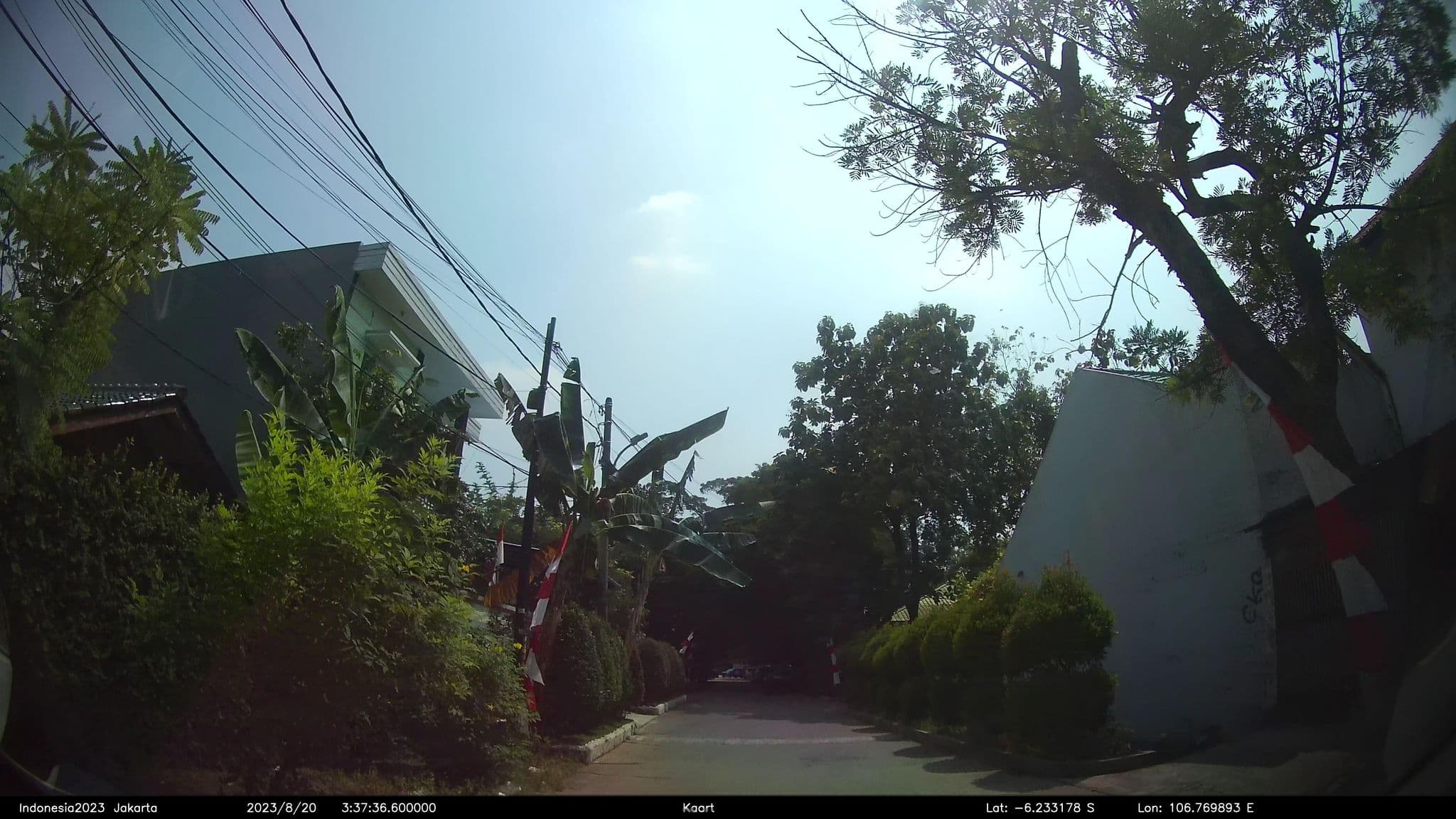 Street view near Hotel Satria Cirebon, Ciputat — © kaart_2 (CC BY-SA · Mapillary)