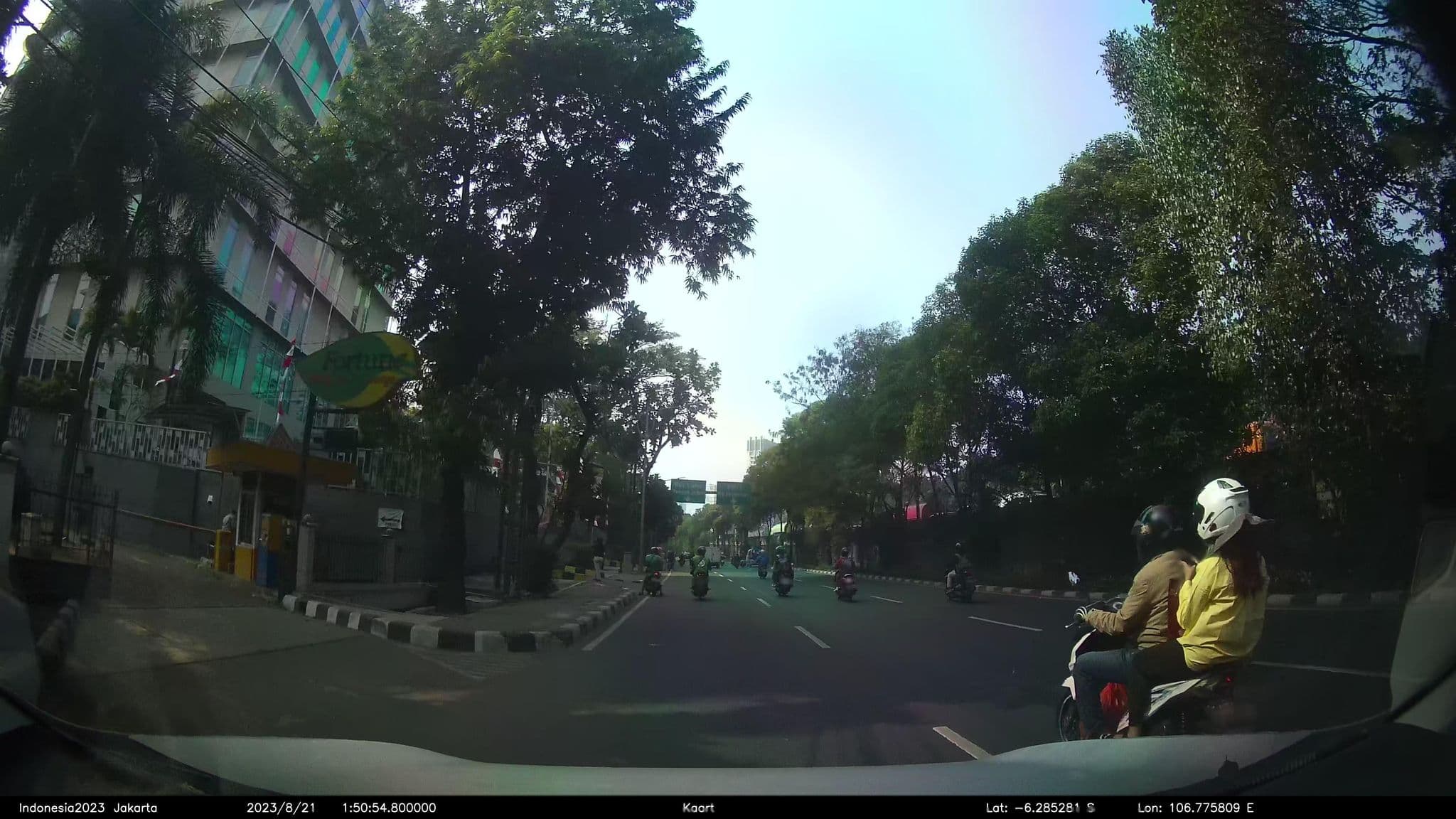 Street view near Fortune Spa& Hotel, South Tangerang — © kaart5 (CC BY-SA · Mapillary)