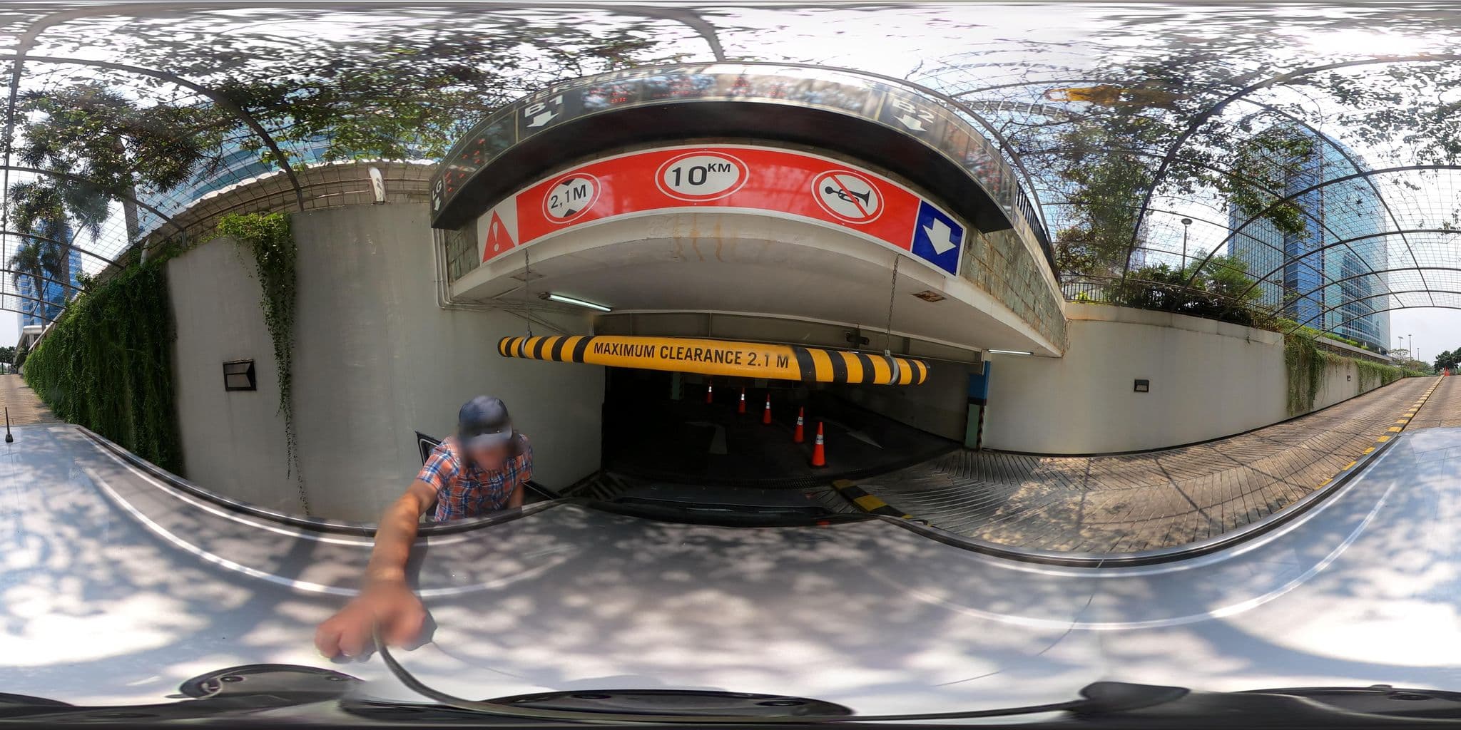 Street view near Ericsson Indonesia, South Tangerang — © kaart_2 (CC BY-SA · Mapillary)