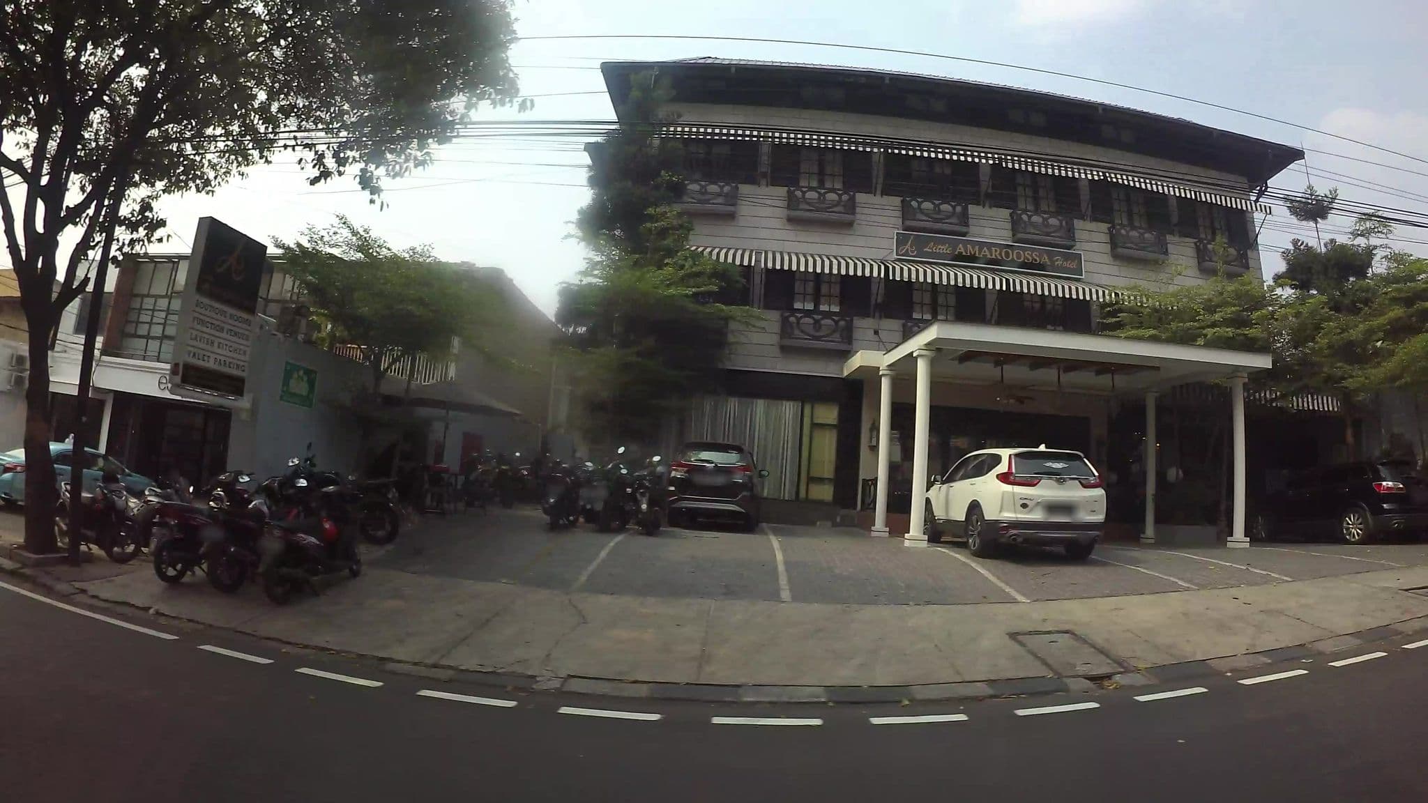 Street view near Bathing, Jakarta — © kaart_3 (CC BY-SA · Mapillary)