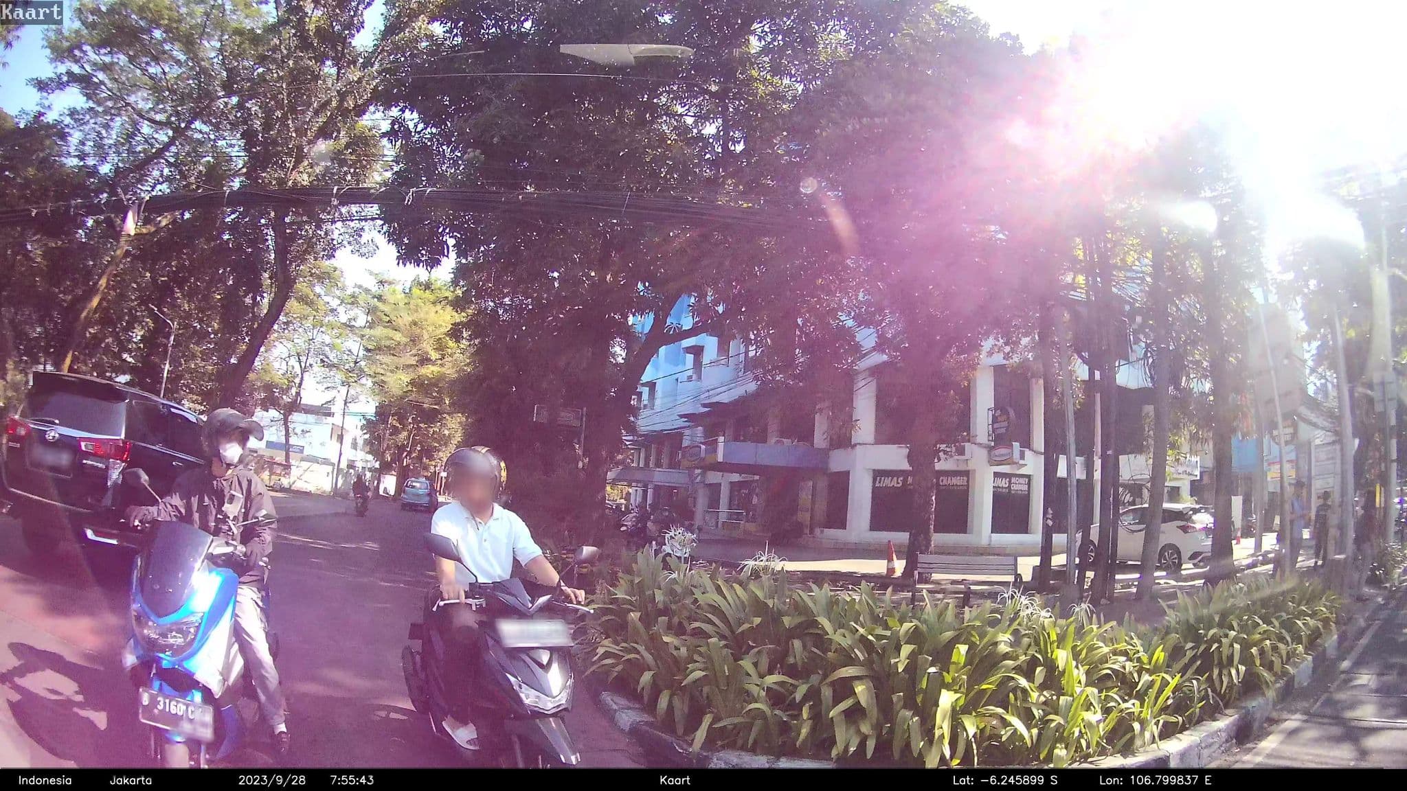 Street view near hotel melawai blok m, Jakarta — © kaart_2 (CC BY-SA · Mapillary)