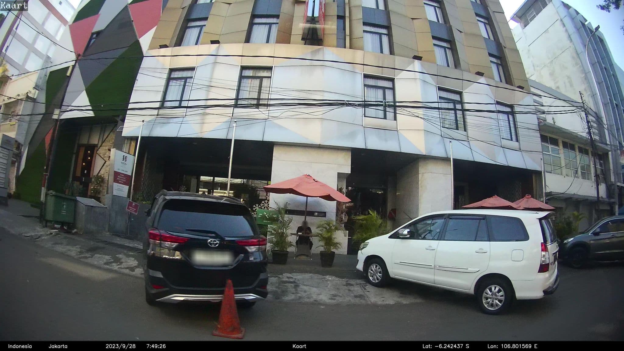 Street view near ZEN Rooms Blok M Palatehan, Jakarta — © kaart_2 (CC BY-SA · Mapillary)
