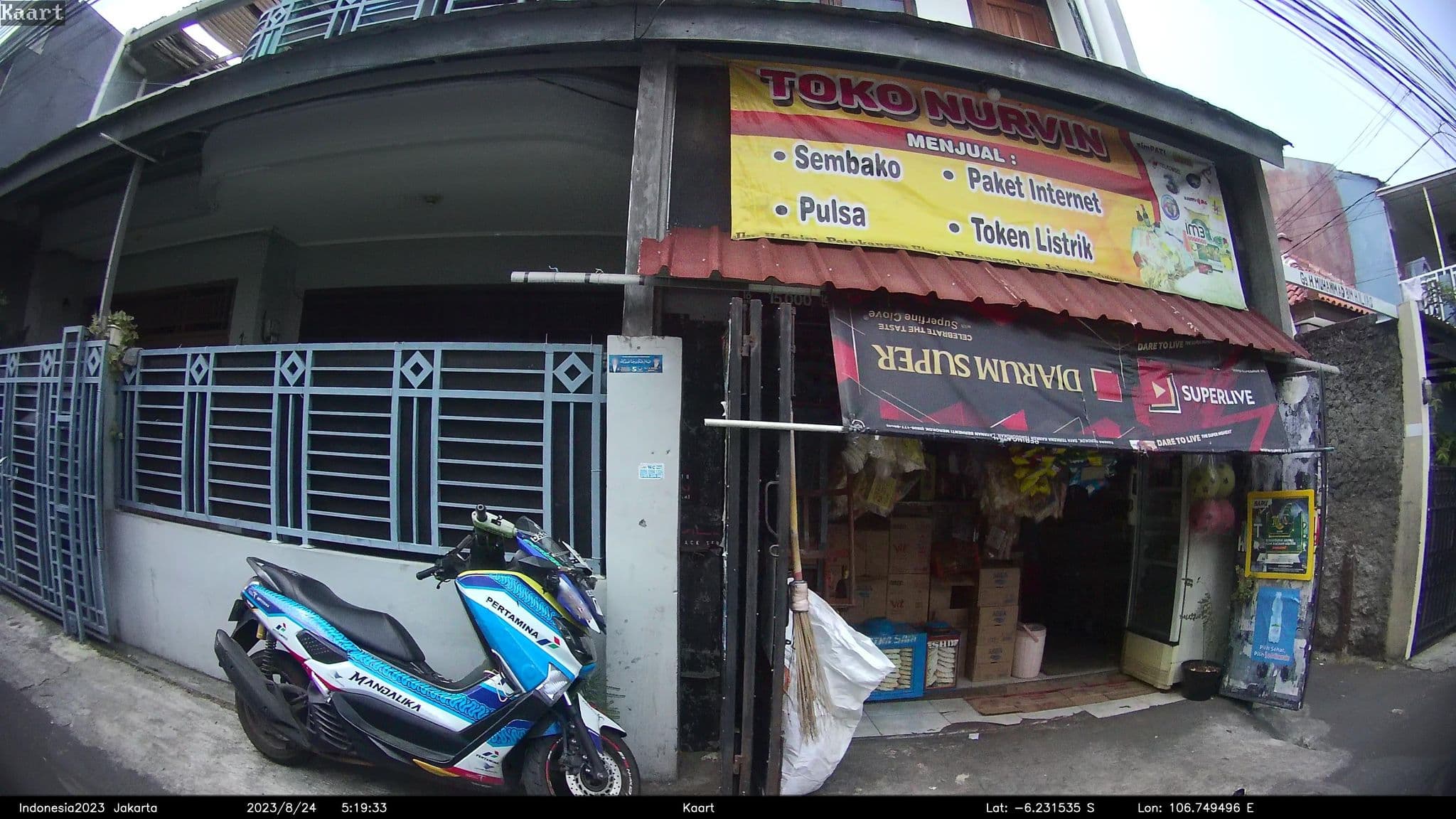 Street view near Bilique hotel, Ciputat — © kaart_2 (CC BY-SA · Mapillary)