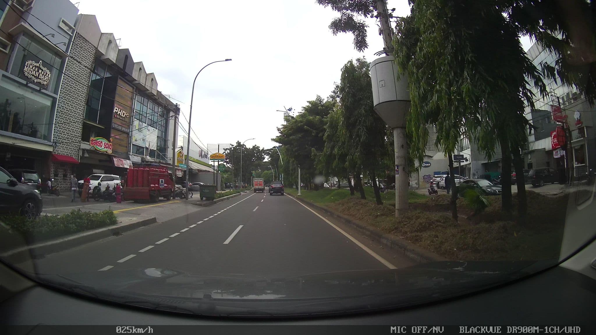 Street view near Hotel Danau Sunter (Sunlake Hotel), Ciputat — © kaart_1 (CC BY-SA · Mapillary)
