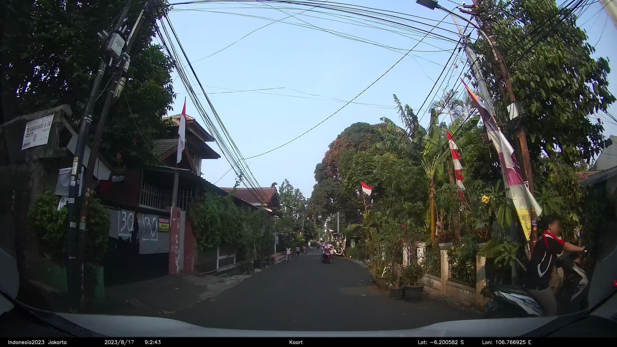 Street view near Bakmi Cece, Jakarta — © kaart_2 (CC BY-SA · Mapillary)