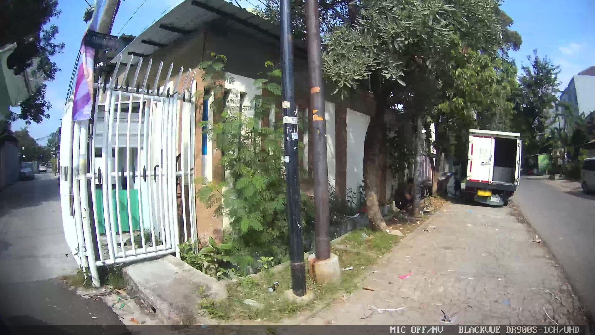 Street view near Dunia kapuk, Ciputat — © kaart_360 (CC BY-SA · Mapillary)