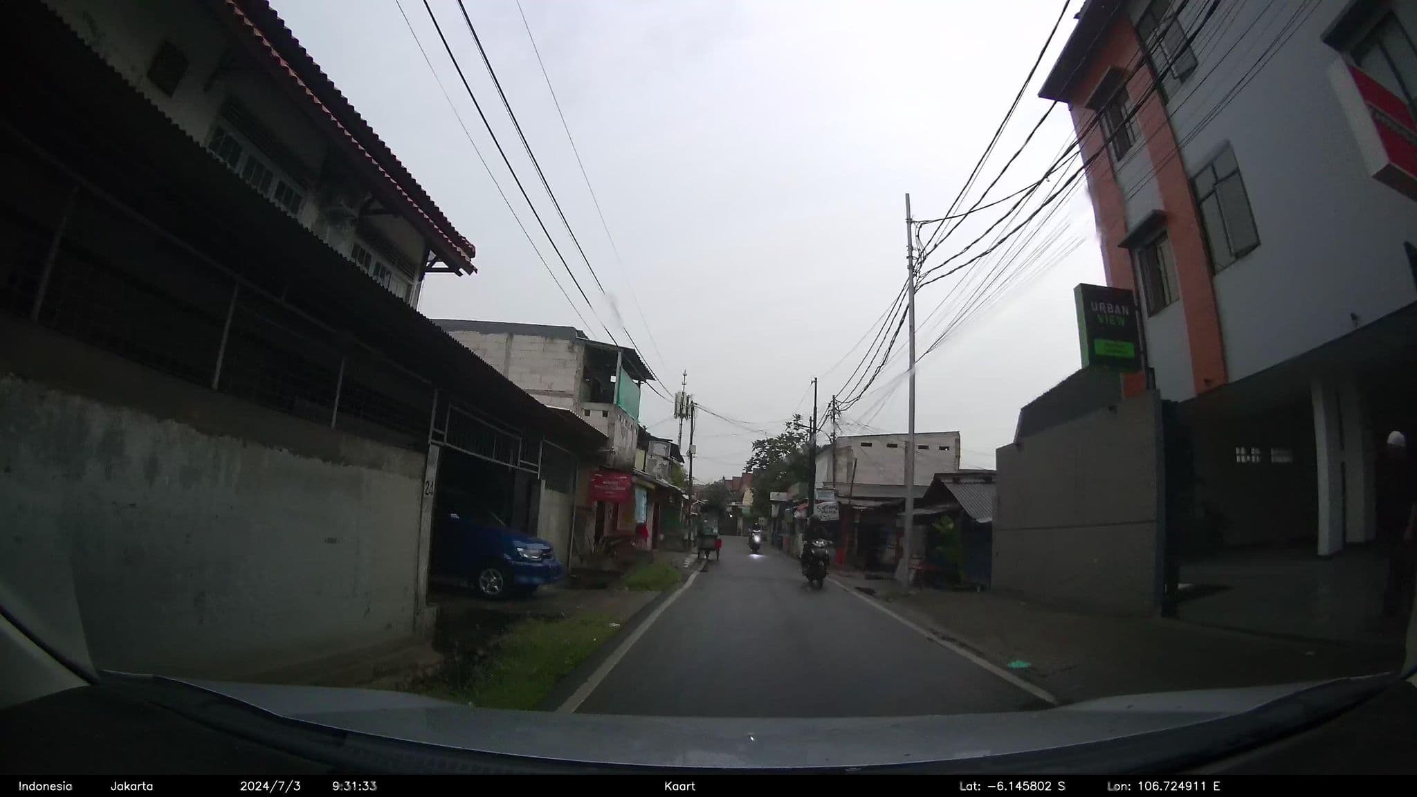 Street view near Urbanview Hotel Max Living, Ciputat — © kaart_1 (CC BY-SA · Mapillary)