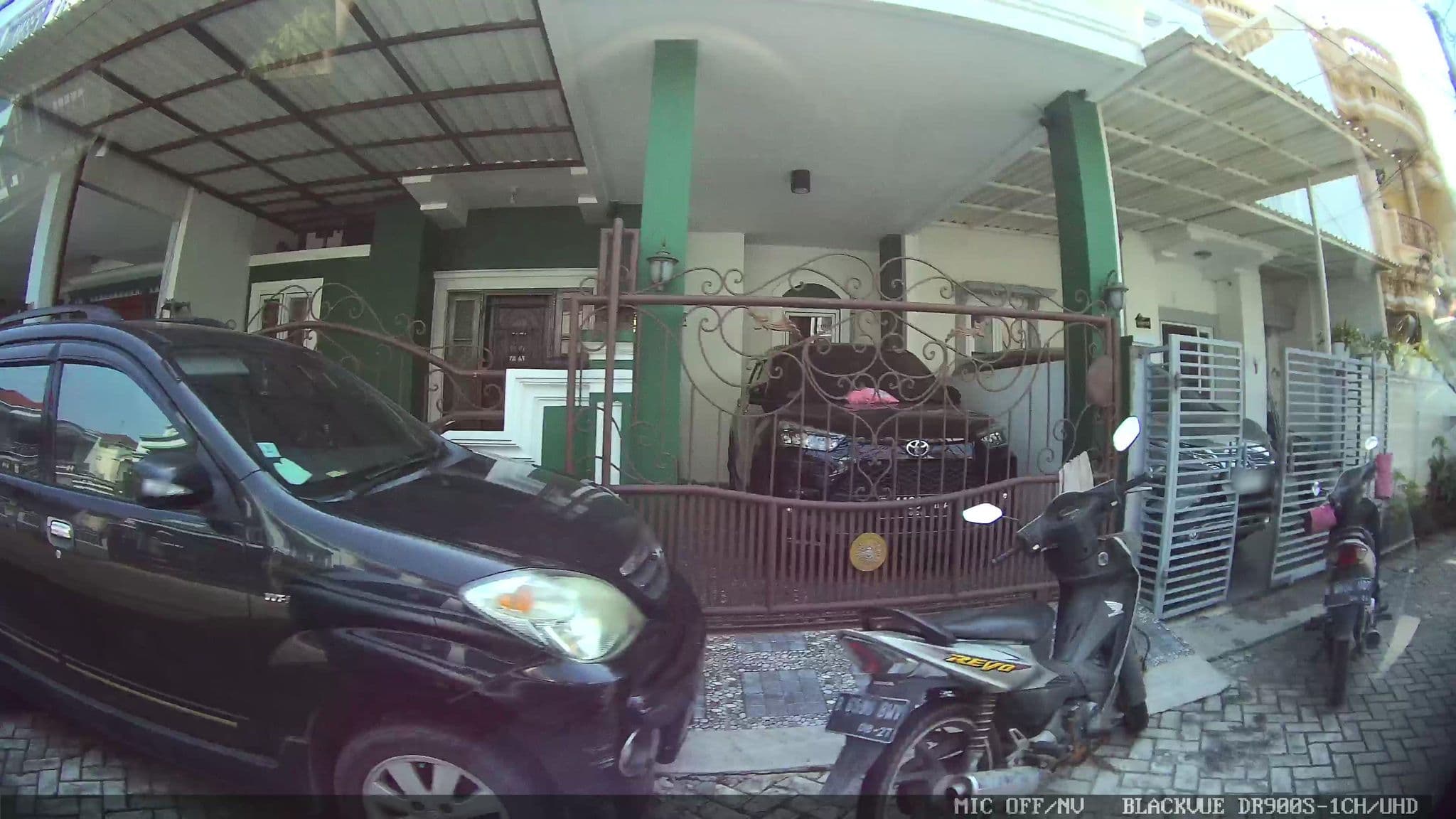 Street view near WC @chua's basecamp, Teluknaga — © kaart_1 (CC BY-SA · Mapillary)