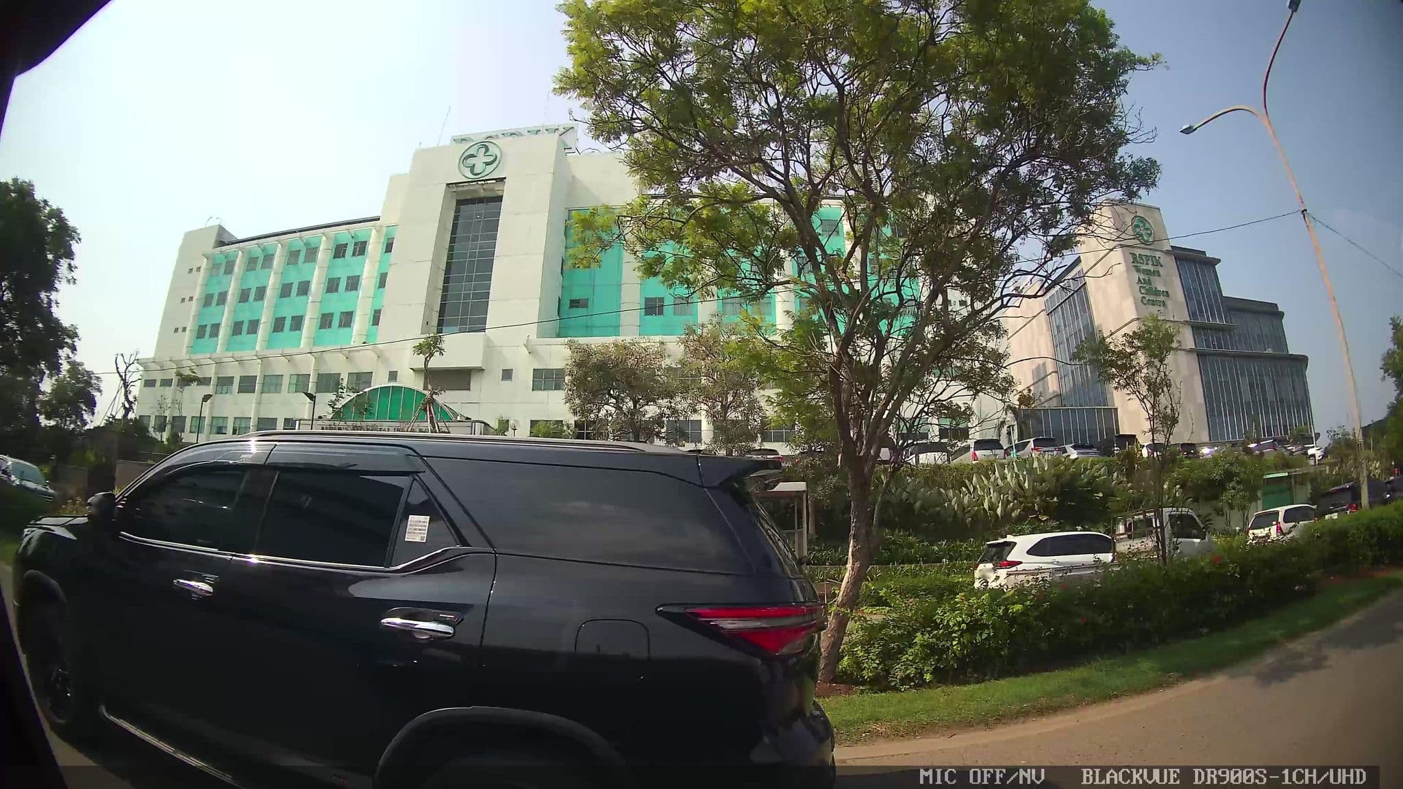 Street view near OZONE HOTEL, Teluknaga — © Kaart---RIGHT (CC BY-SA · Mapillary)