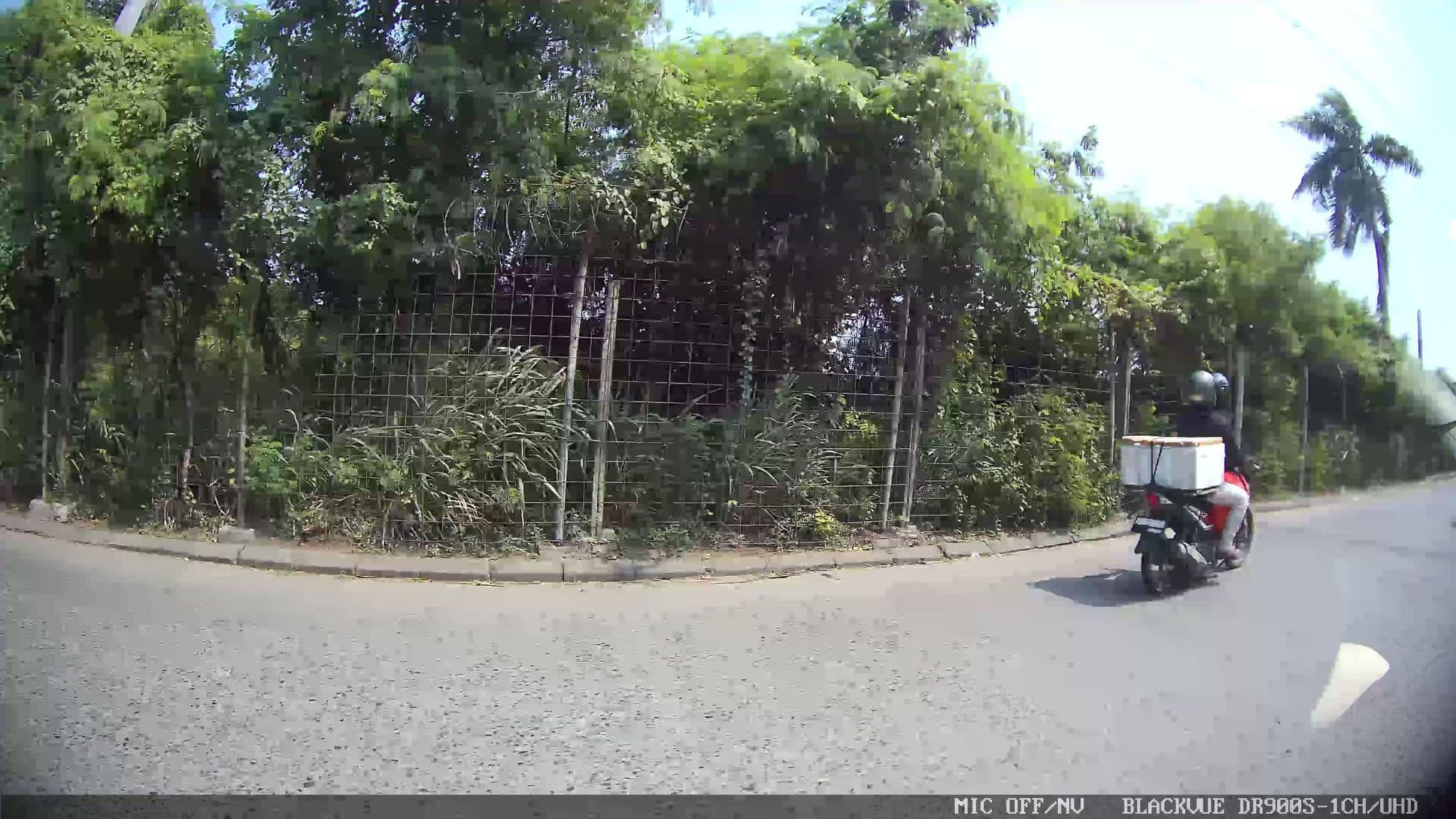 Street view near Grand Whiz Hotel, Teluknaga — © kaart_1 (CC BY-SA · Mapillary)