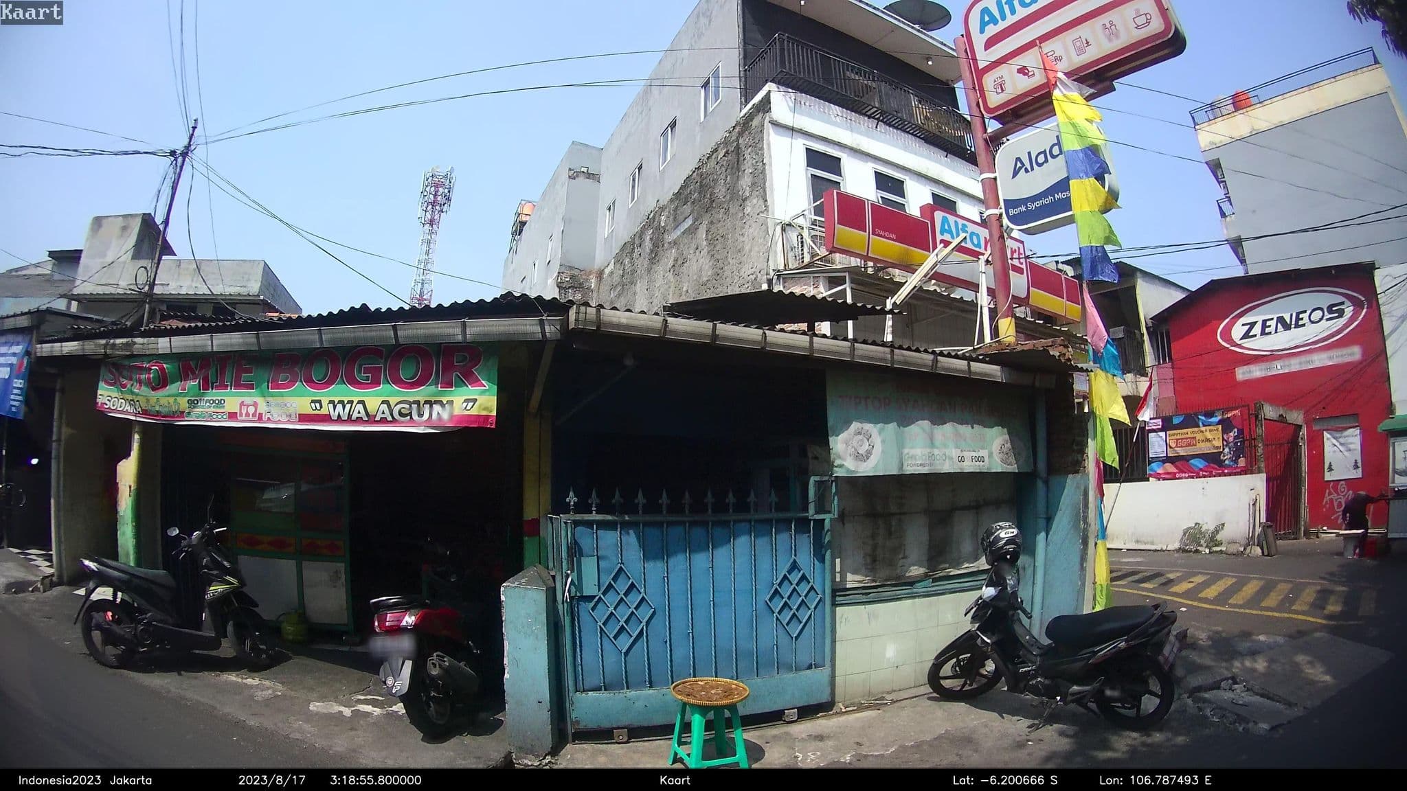 Street view near Kos kopitiam, Jakarta — © kaart_2 (CC BY-SA · Mapillary)