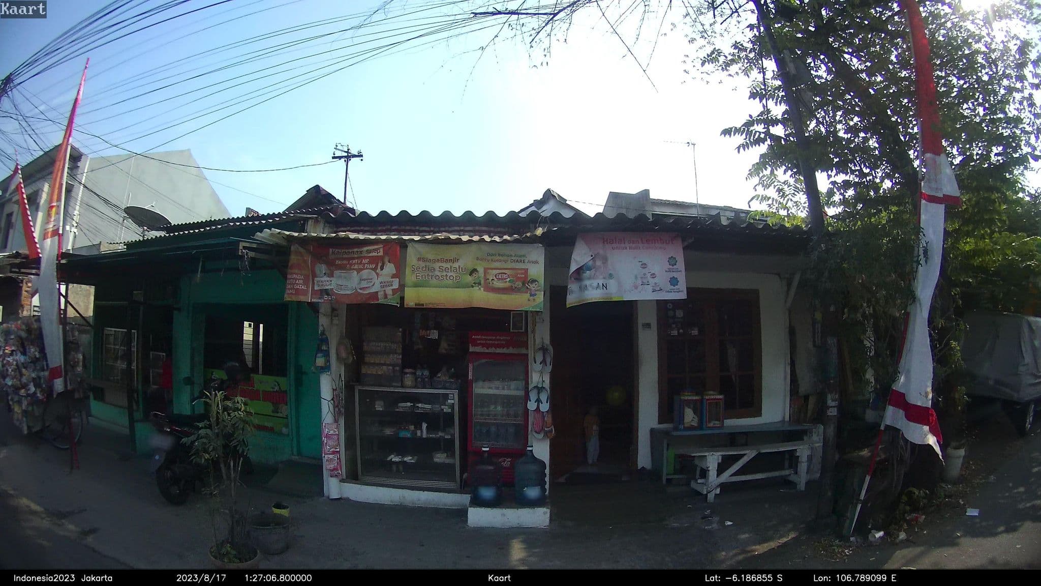 Street view near Hotel Mega Cikini, Jakarta — © kaart_2 (CC BY-SA · Mapillary)