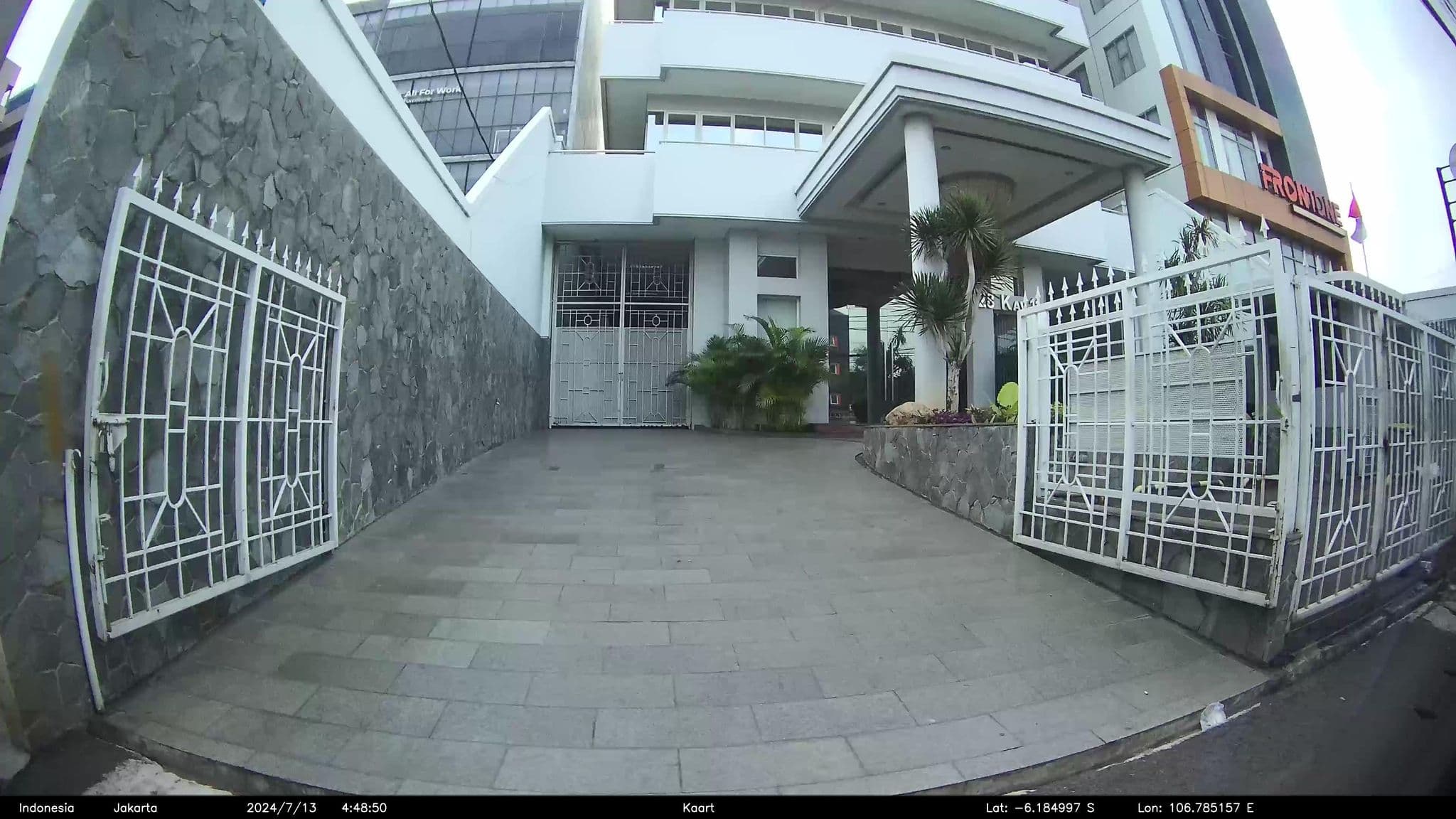 Street view near Front One Hotel, Jakarta — © kaartcam (CC BY-SA · Mapillary)
