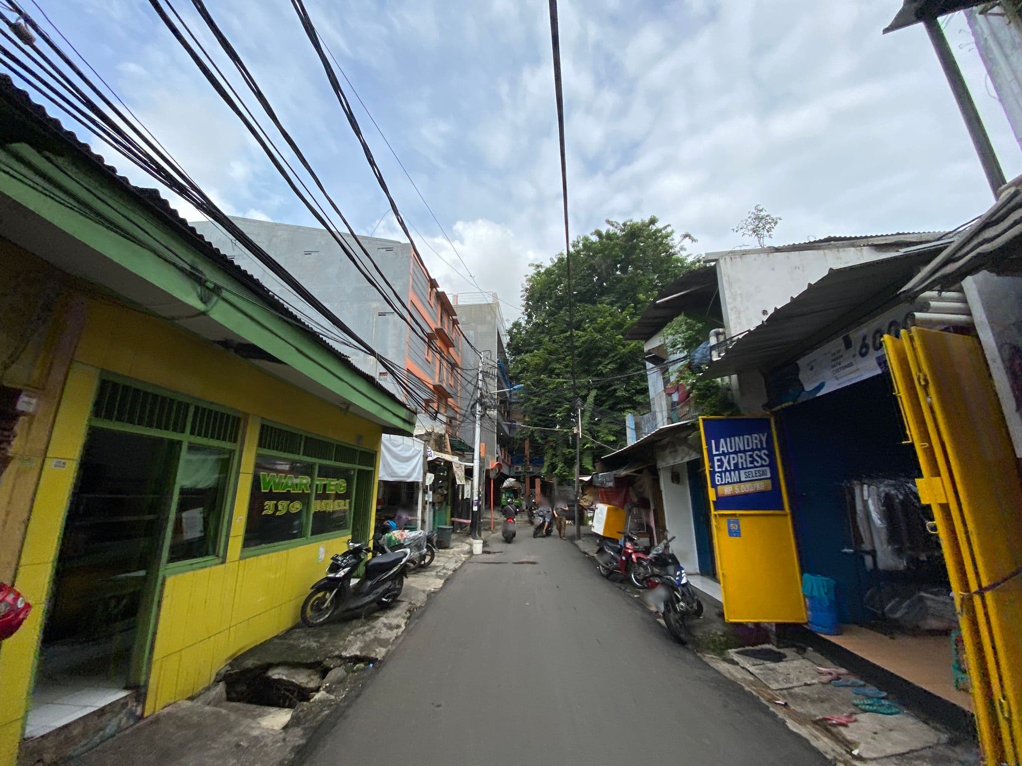 Street view near Kost U14, Jakarta — © reinhart1010 (CC BY-SA · Mapillary)