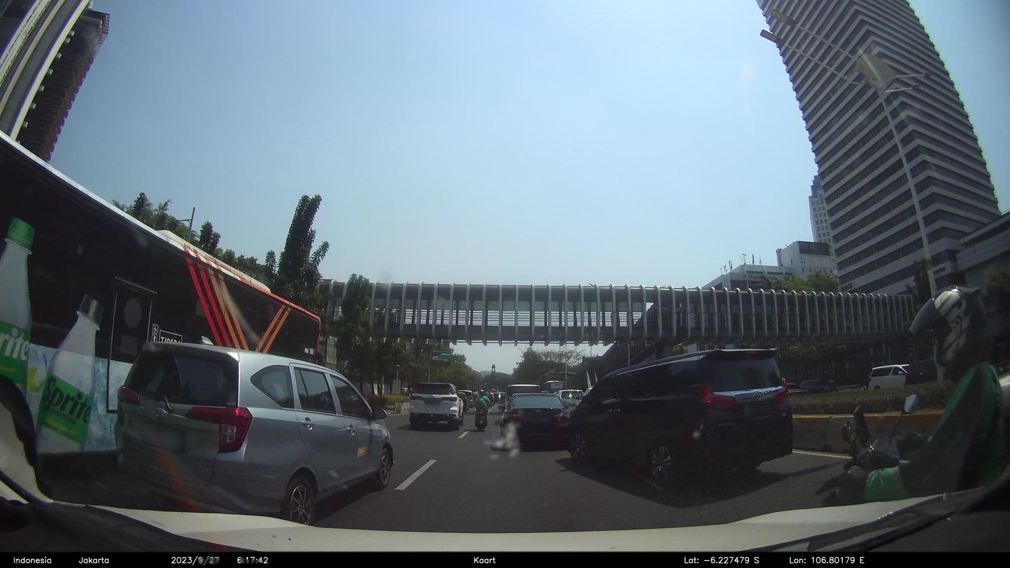 Street view near Aston Manado Hotel, Jakarta — © kaart_2 (CC BY-SA · Mapillary)