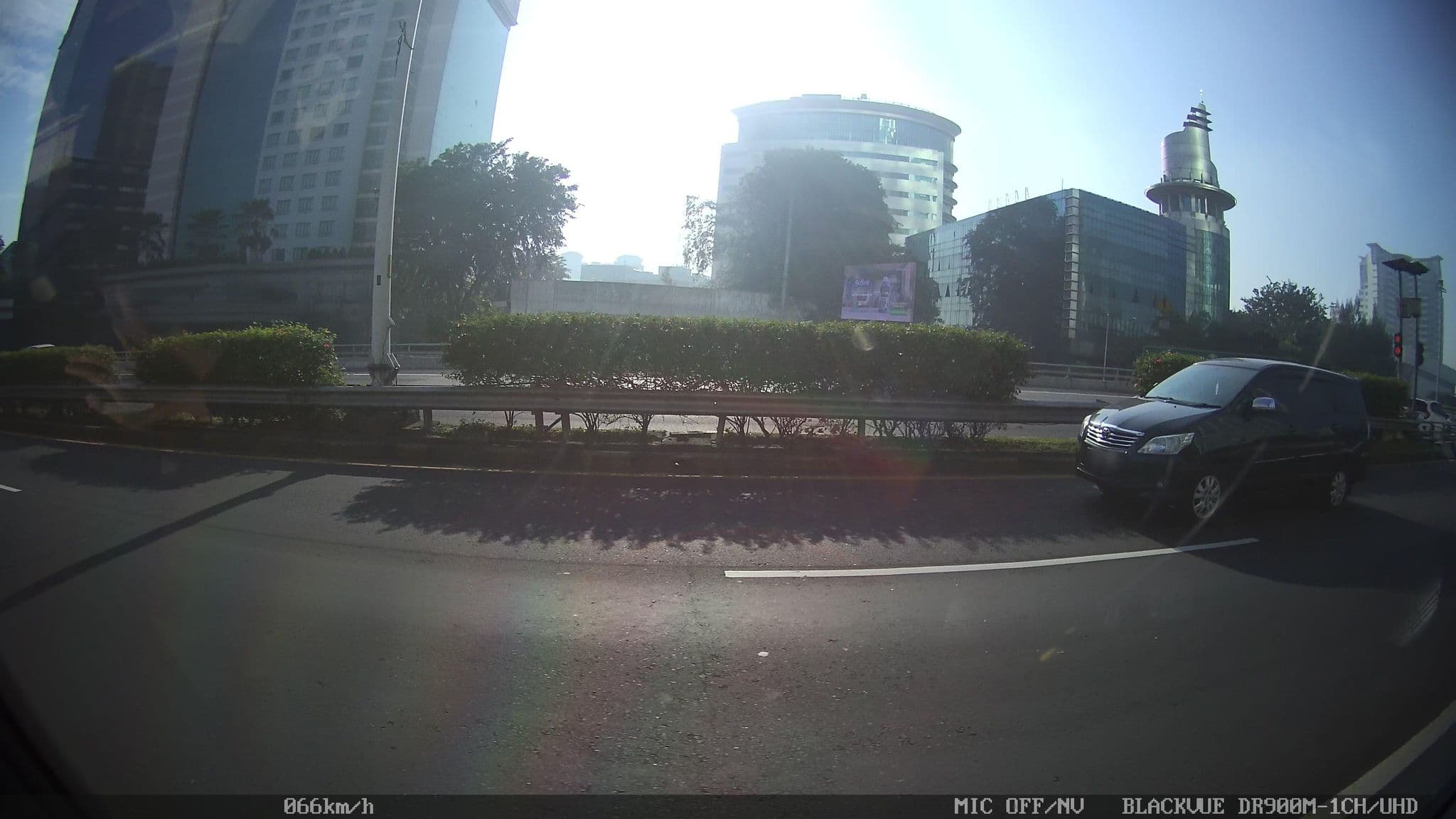 Street view near ruang semeru hotel ibis, Jakarta — © kaart_2 (CC BY-SA · Mapillary)