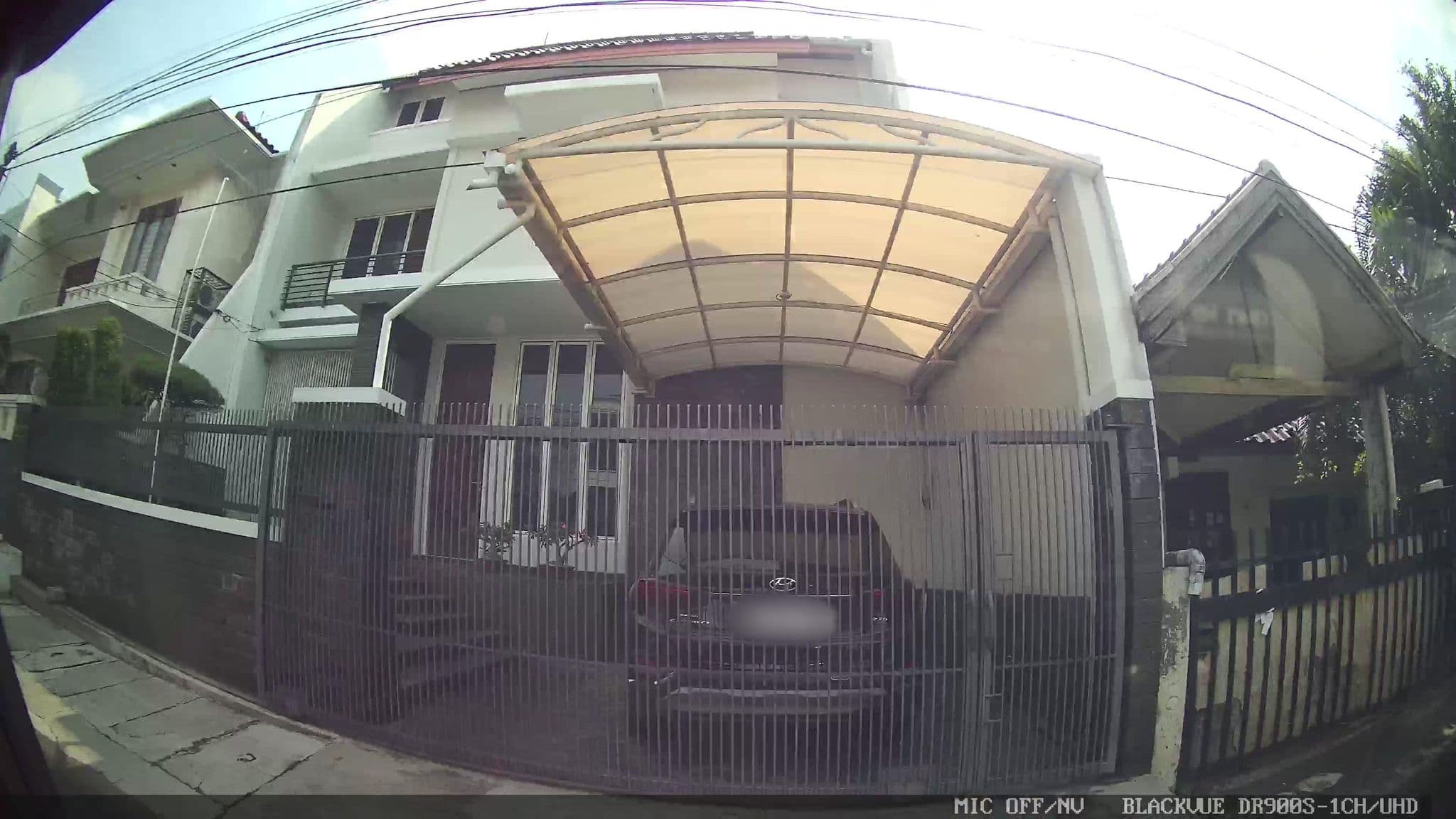 Street view near Lobi wisma lampung, Jakarta — © Kaart---RIGHT (CC BY-SA · Mapillary)