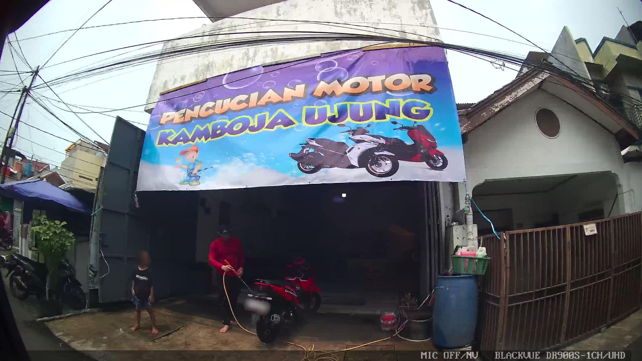 Street view near Kost Cozy Coliving Tomang, Jakarta — © Kaart---RIGHT (CC BY-SA · Mapillary)