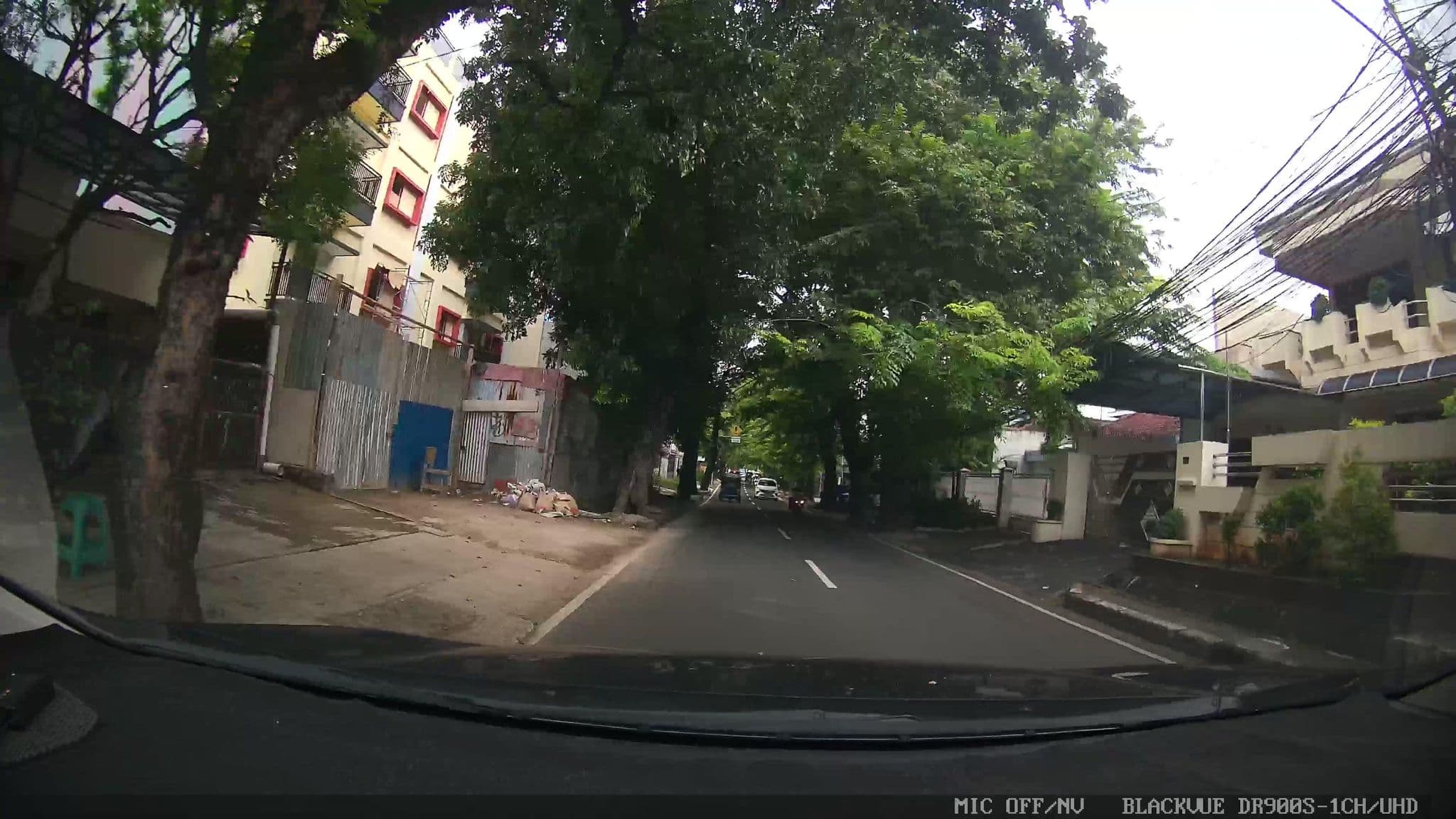 Street view near Room 727 @ millenium hotel, Jakarta — © Kaart---FRONT (CC BY-SA · Mapillary)