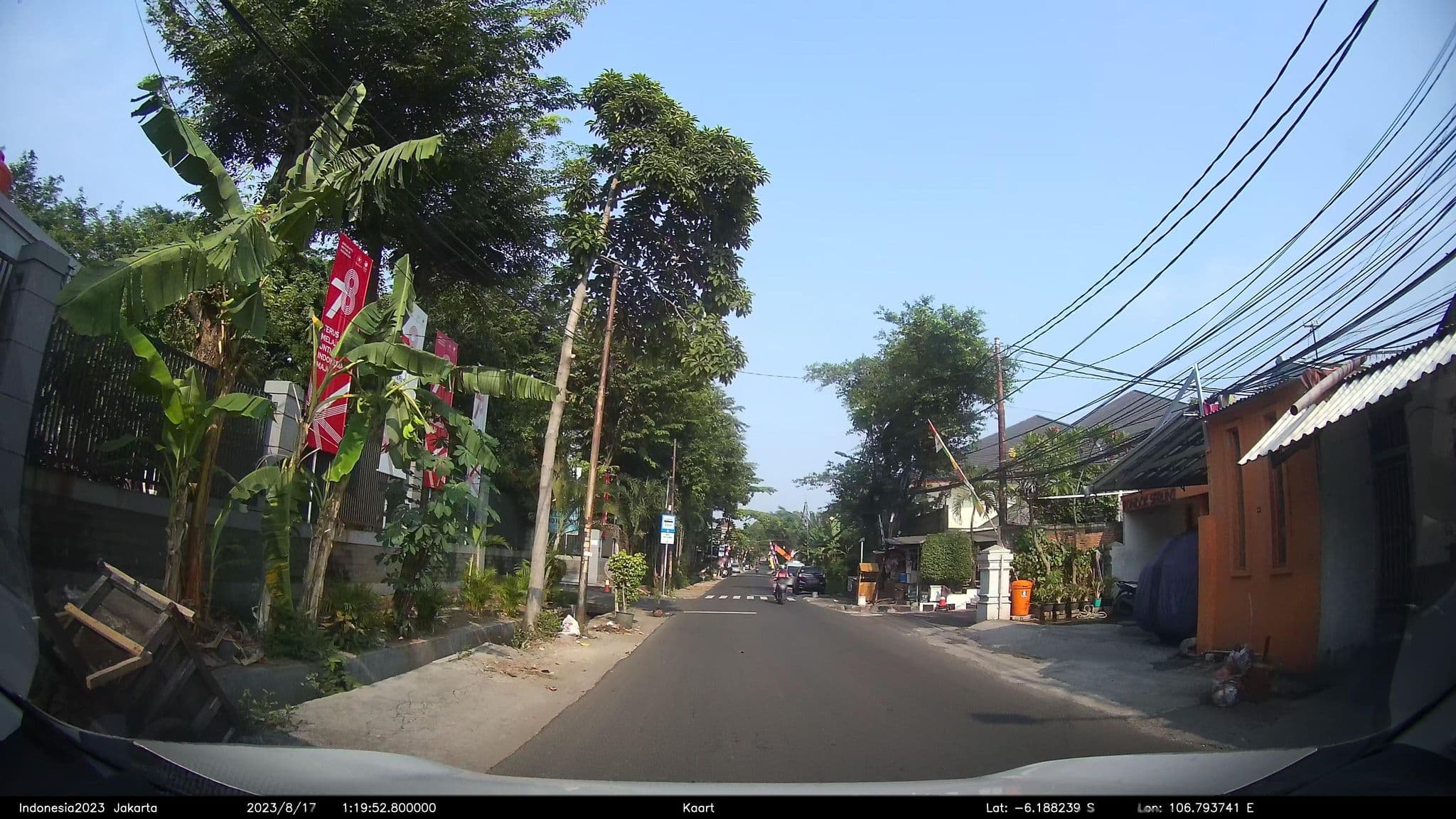 Street view near Pondok Seruni, Jakarta — © kaart_2 (CC BY-SA · Mapillary)