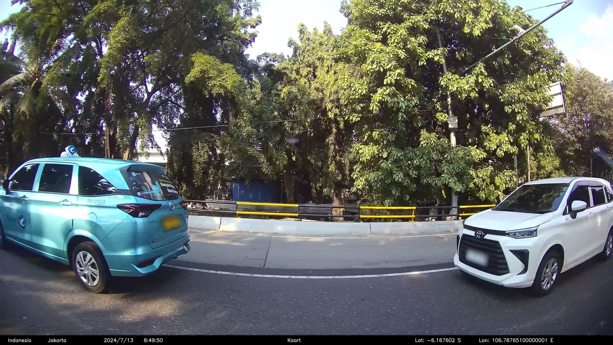 Street view near 2B1, Jakarta — © kaart_3 (CC BY-SA · Mapillary)