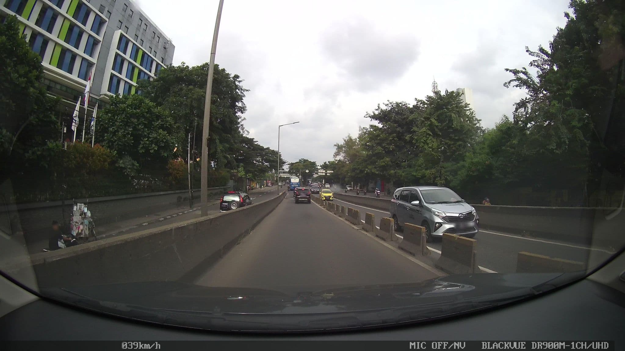 Street view near Proyek Hotel Ibis, Jakarta — © kaart_1 (CC BY-SA · Mapillary)