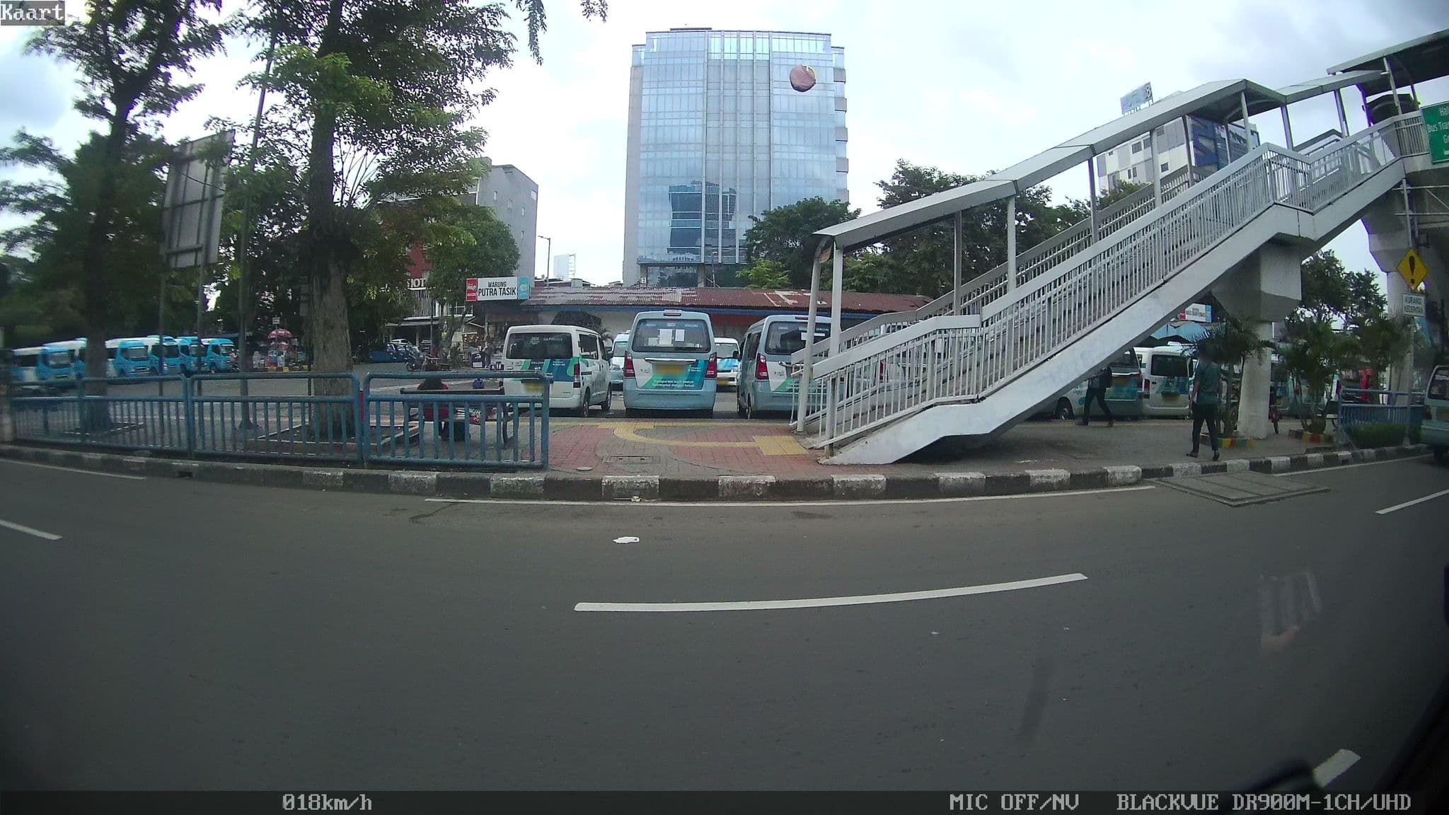 Street view near Room 504, Jakarta — © kaart_1 (CC BY-SA · Mapillary)