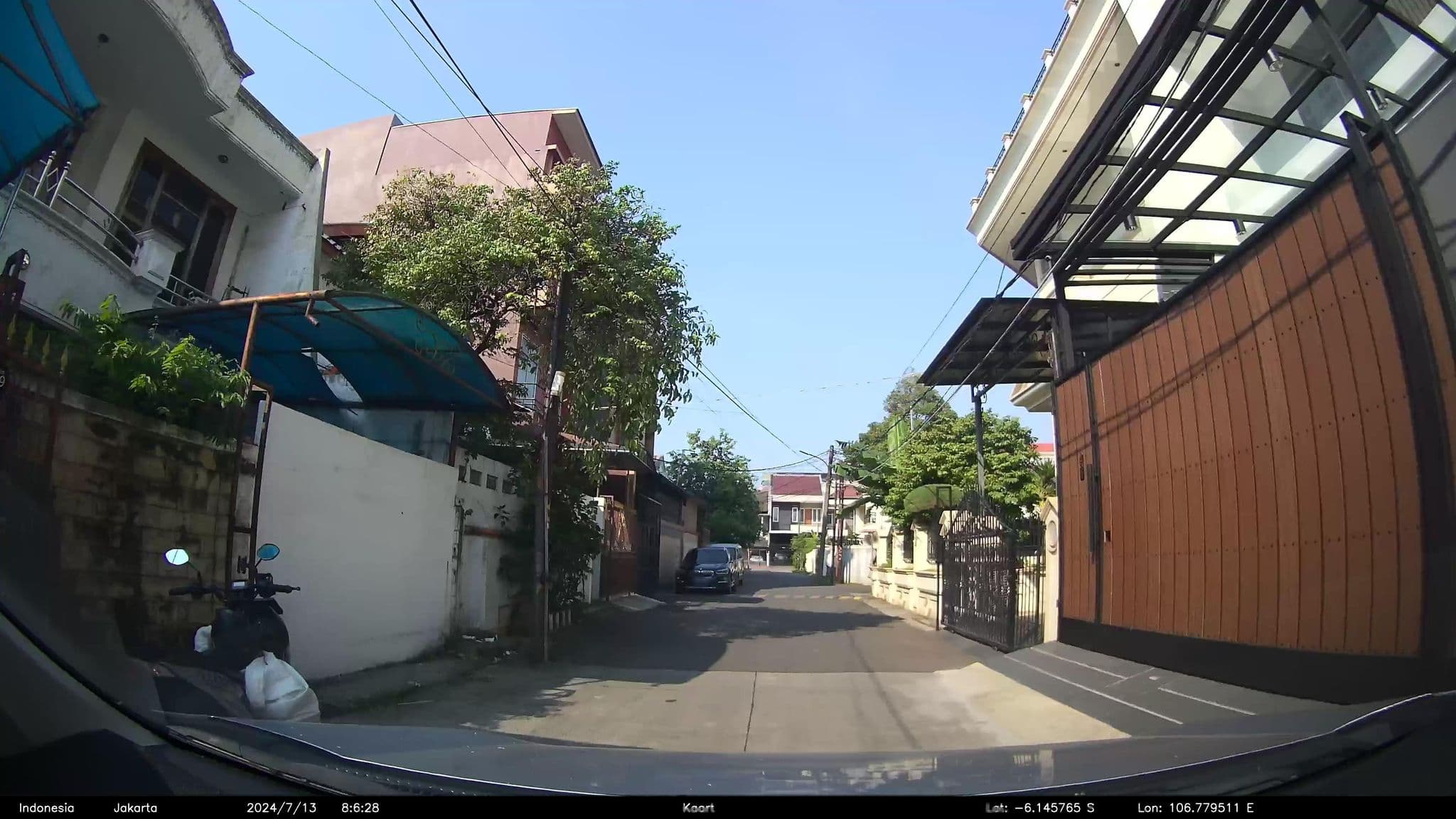 Street view near Room 302 ATT Hotel, Jakarta — © kaart_1 (CC BY-SA · Mapillary)