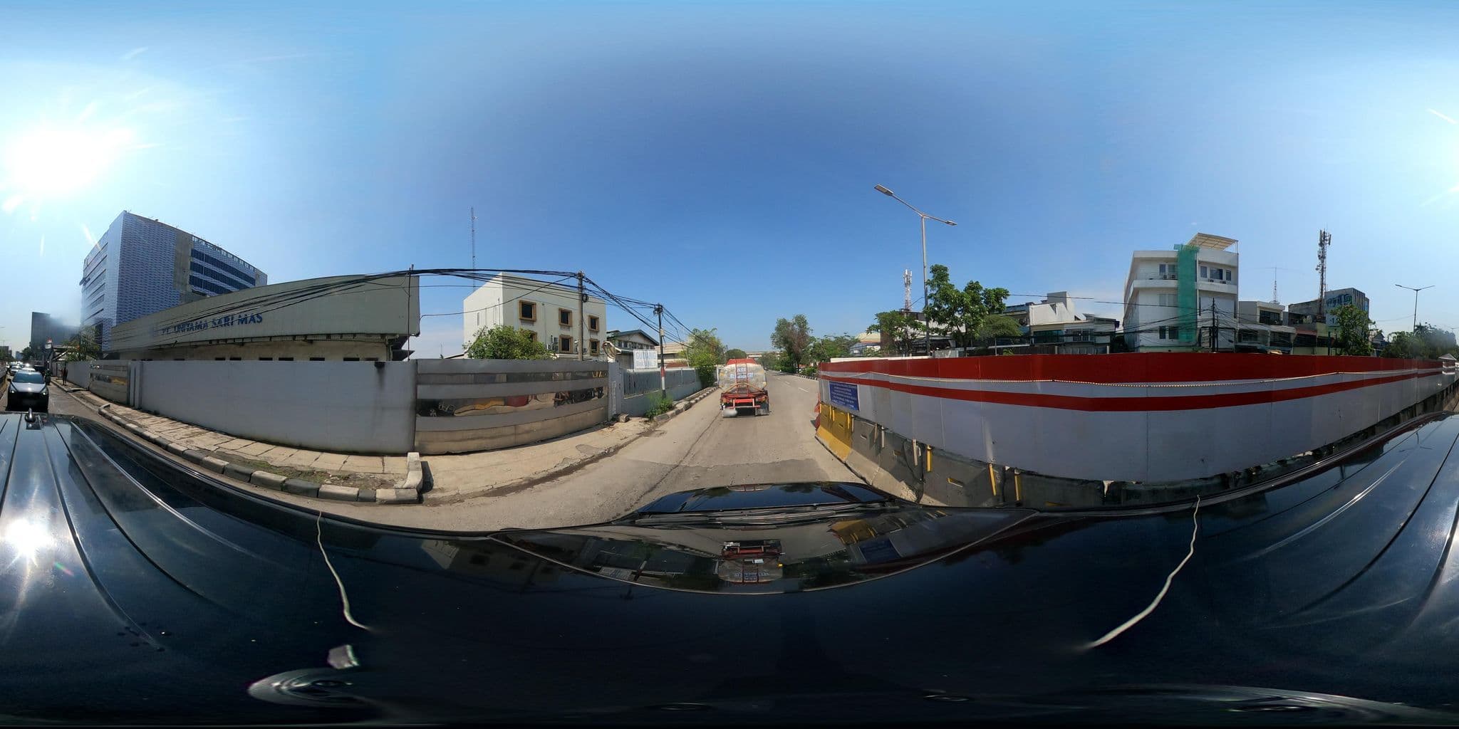 Street view near The berry hotel bali, Jakarta — © Kaart---360 (CC BY-SA · Mapillary)