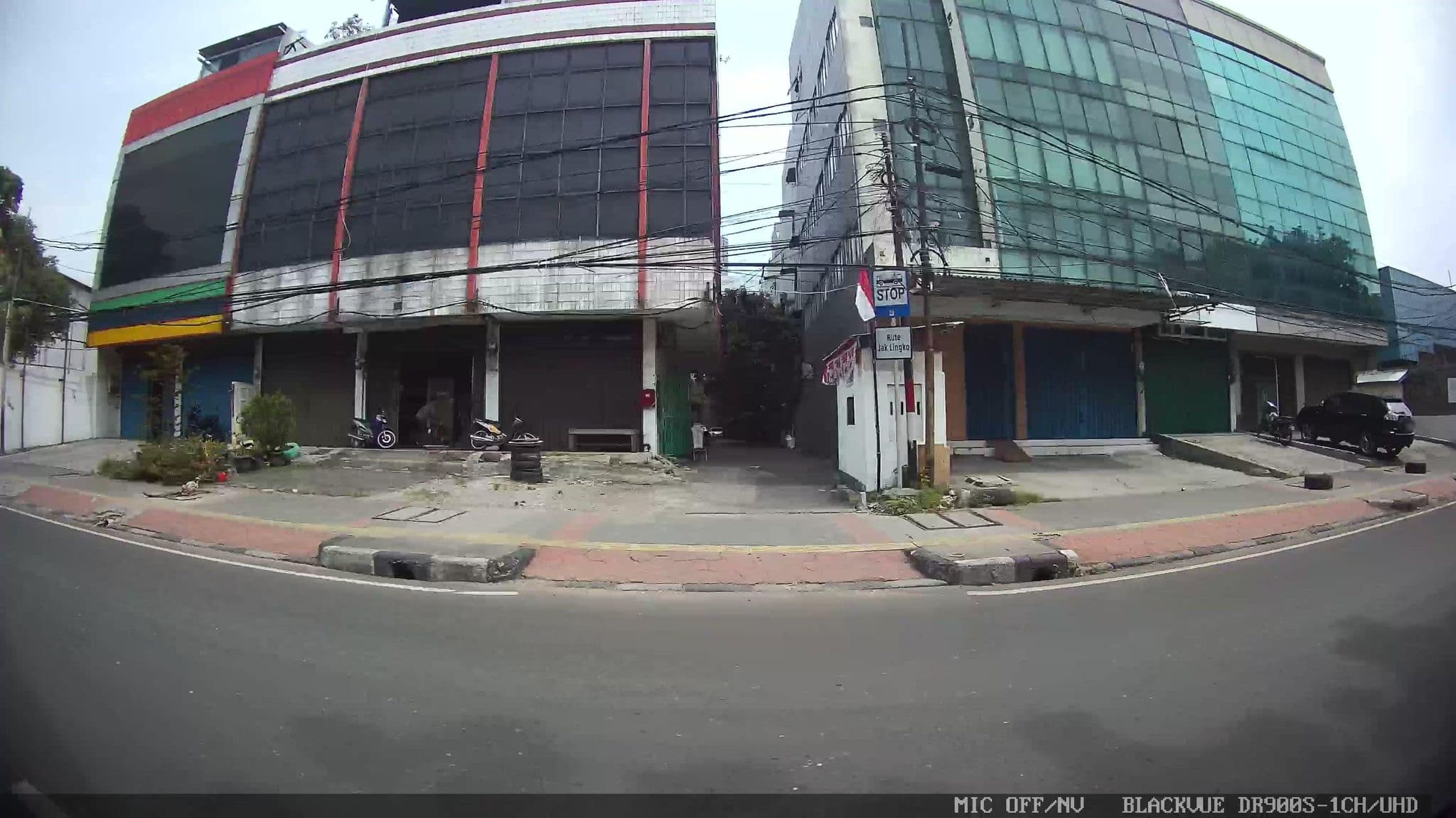 Street view near Irfan Widi Home, Jakarta — © Kaart---RIGHT (CC BY-SA · Mapillary)