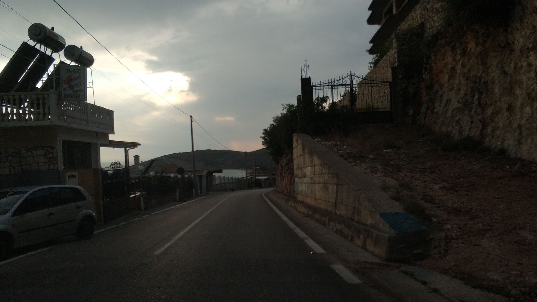 Street view near Odhisea, Himarë — © freddouhelk (CC BY-SA · Mapillary)