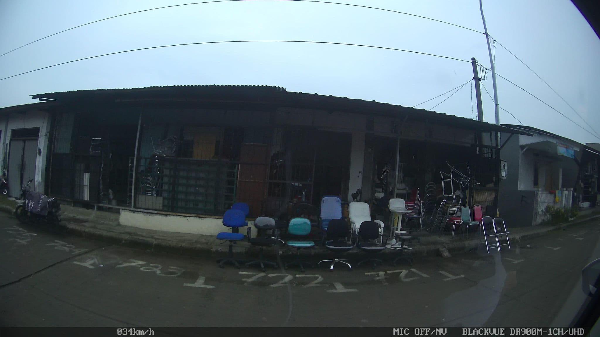 Street view near Toko 4 You, Depok — © kaart5 (CC BY-SA · Mapillary)