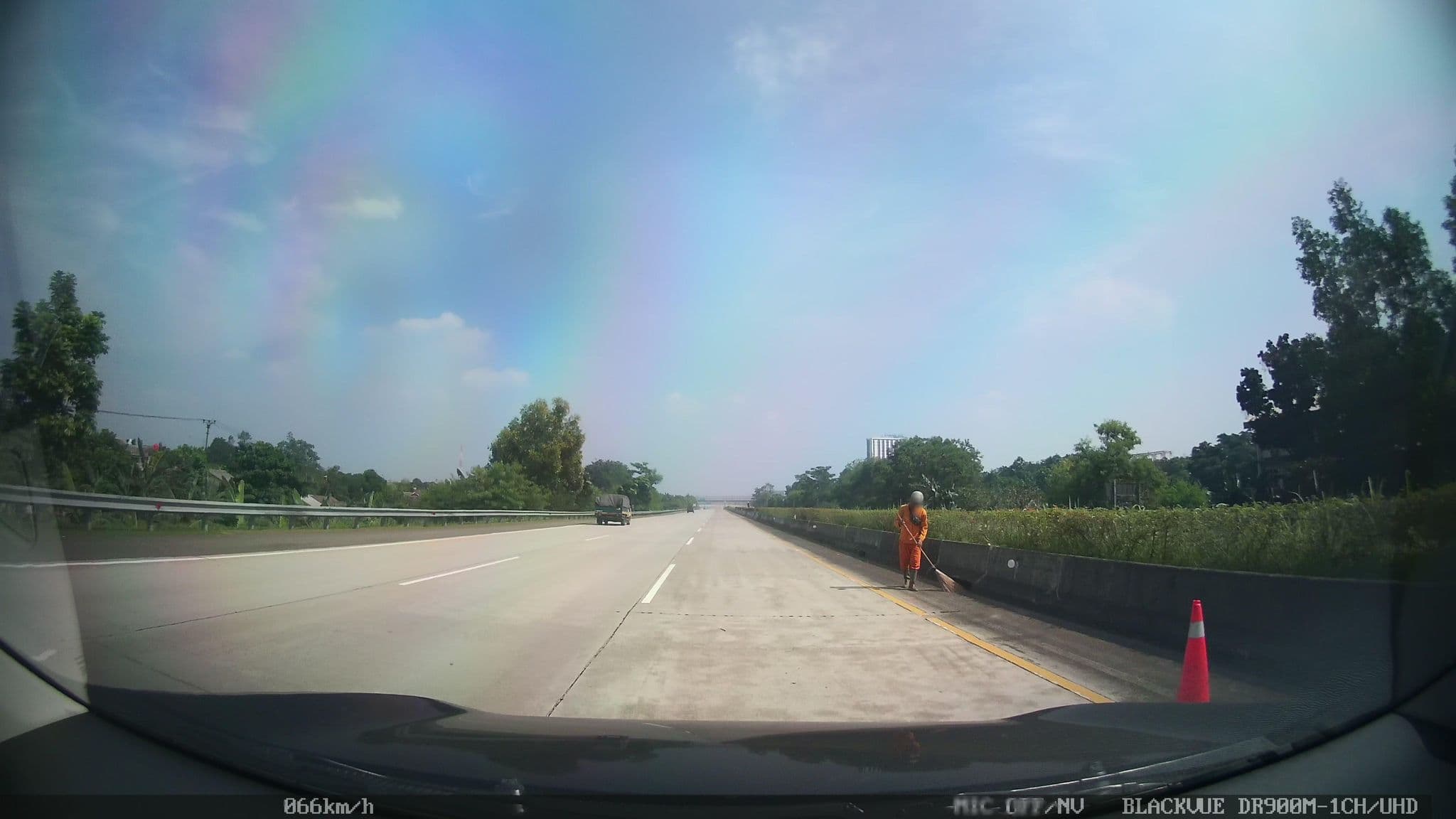 Street view near Sensa Hotel, Depok — © kaart_1 (CC BY-SA · Mapillary)
