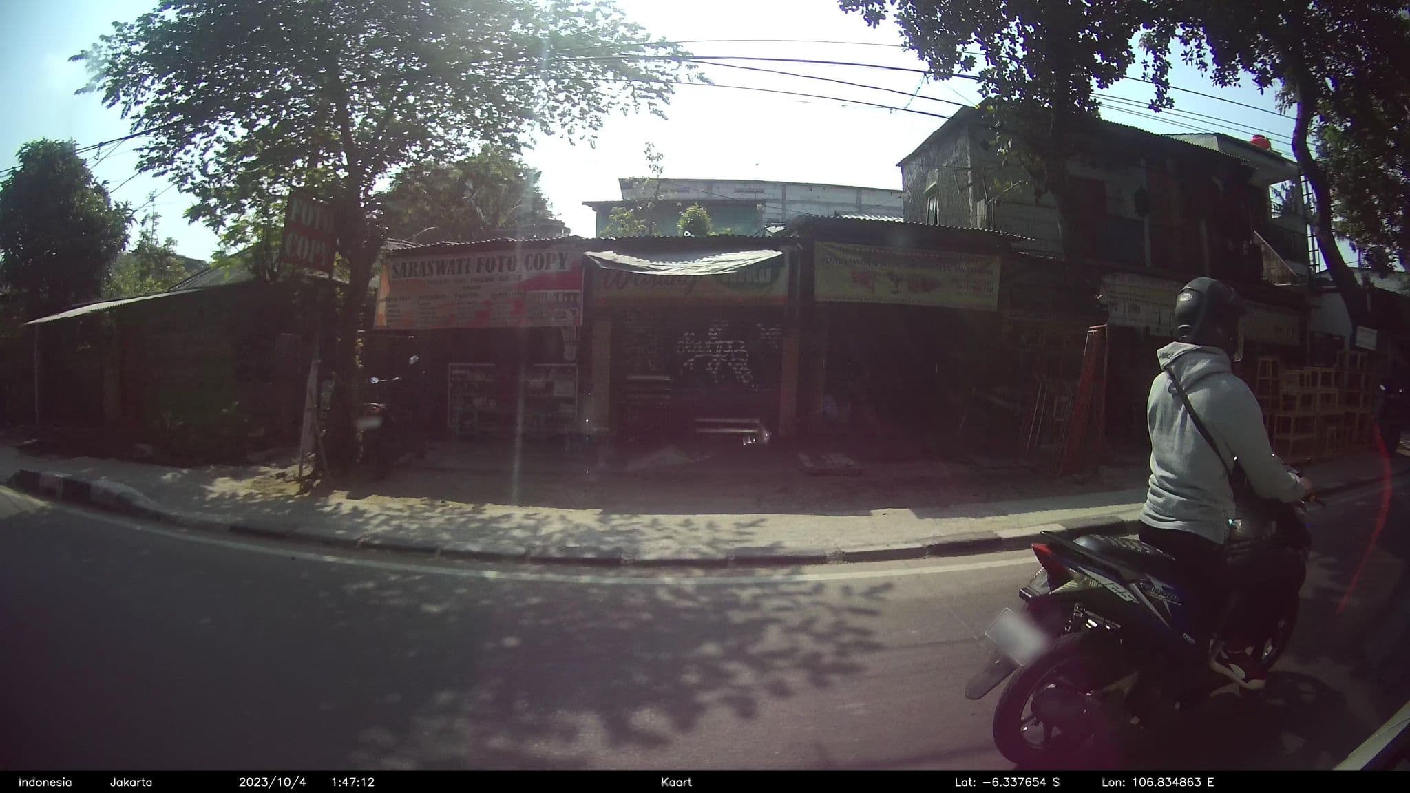 Street view near Qt karu pe, Depok — © kaart_2 (CC BY-SA · Mapillary)