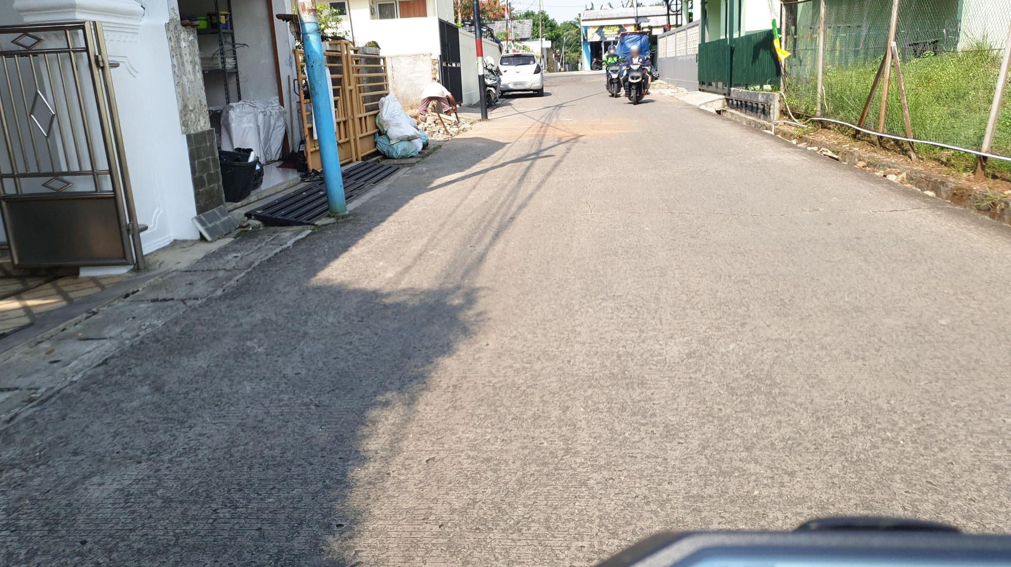 Street view near Elshabelle, Depok — © Kaart_Local (CC BY-SA · Mapillary)