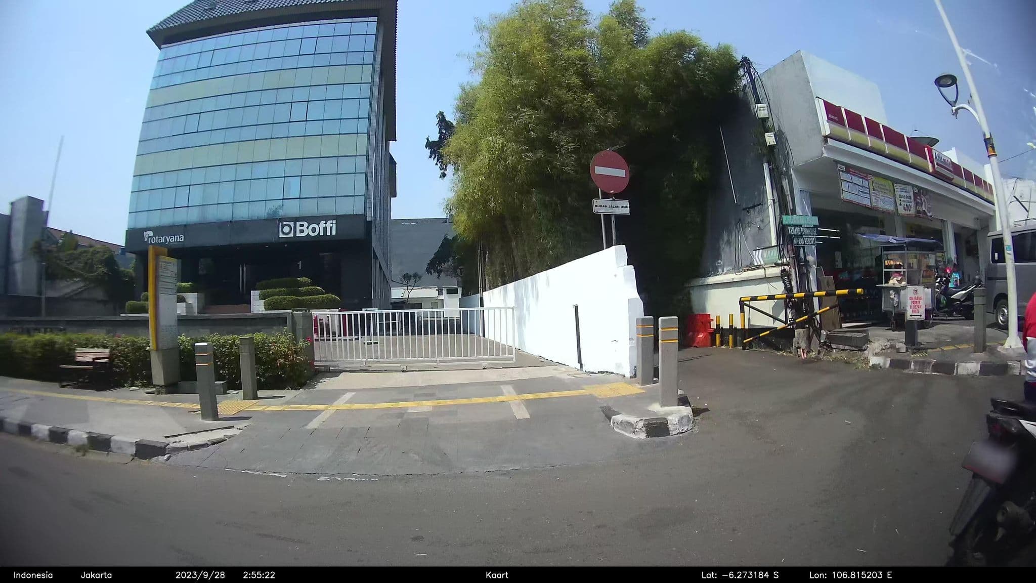 Street view near Swiss belhotel kendari, Jakarta — © kaart_2 (CC BY-SA · Mapillary)