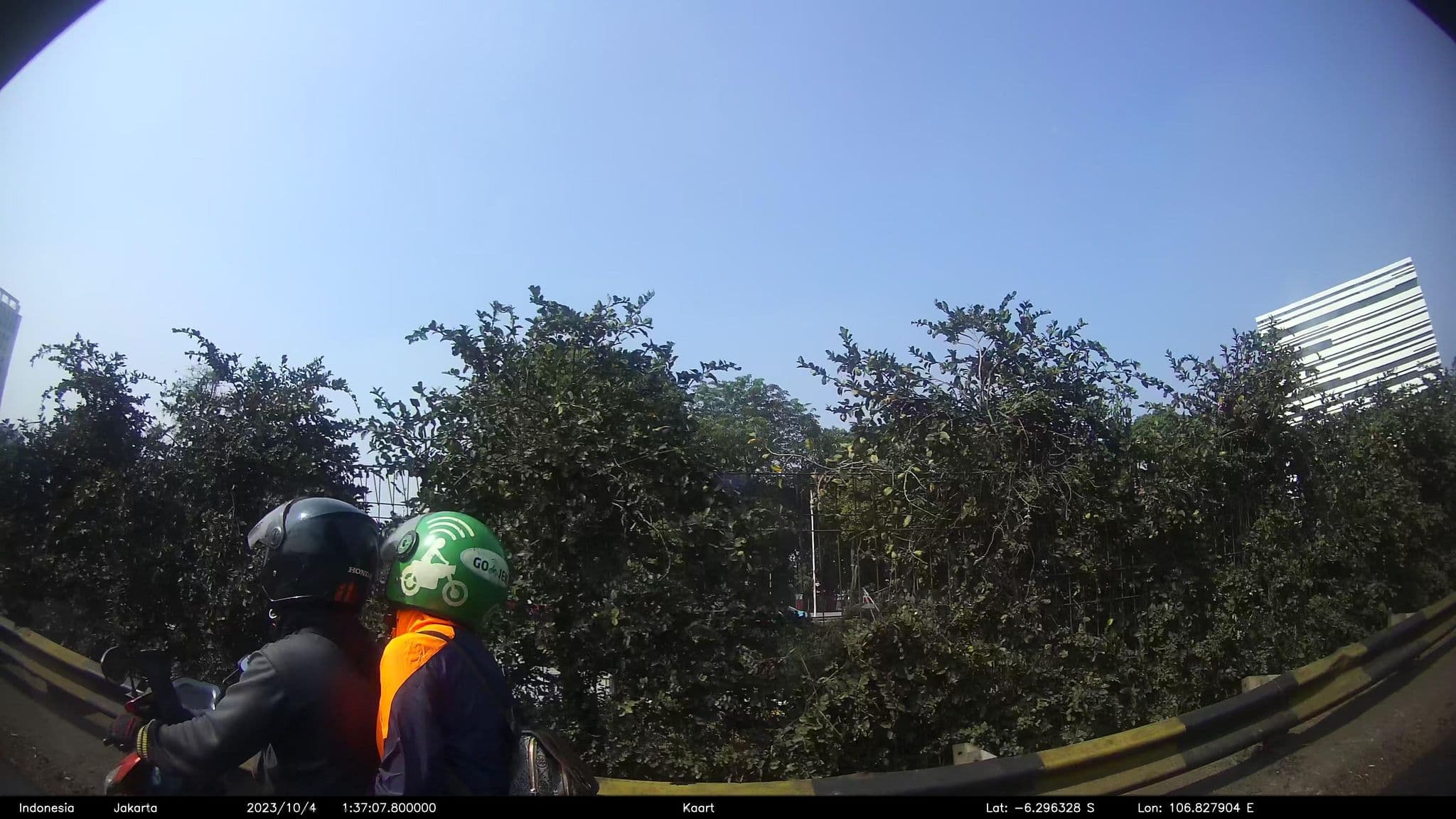 Street view near Hostel Pradana room 102, Jakarta — © kaart_2 (CC BY-SA · Mapillary)