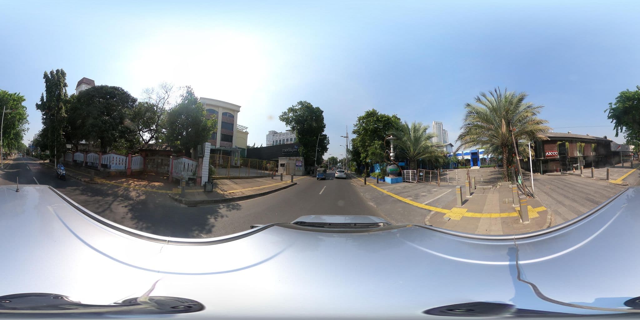 Street view near Kusuma Kemang Suite, Jakarta — © kaart_1 (CC BY-SA · Mapillary)